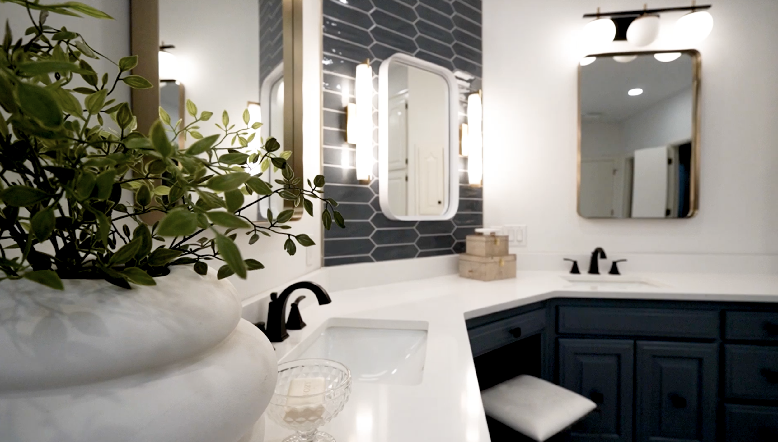 Contemporary Luxury in Oak Tree | 1103 Saint Andrews Dr, Edmond, OK Tour