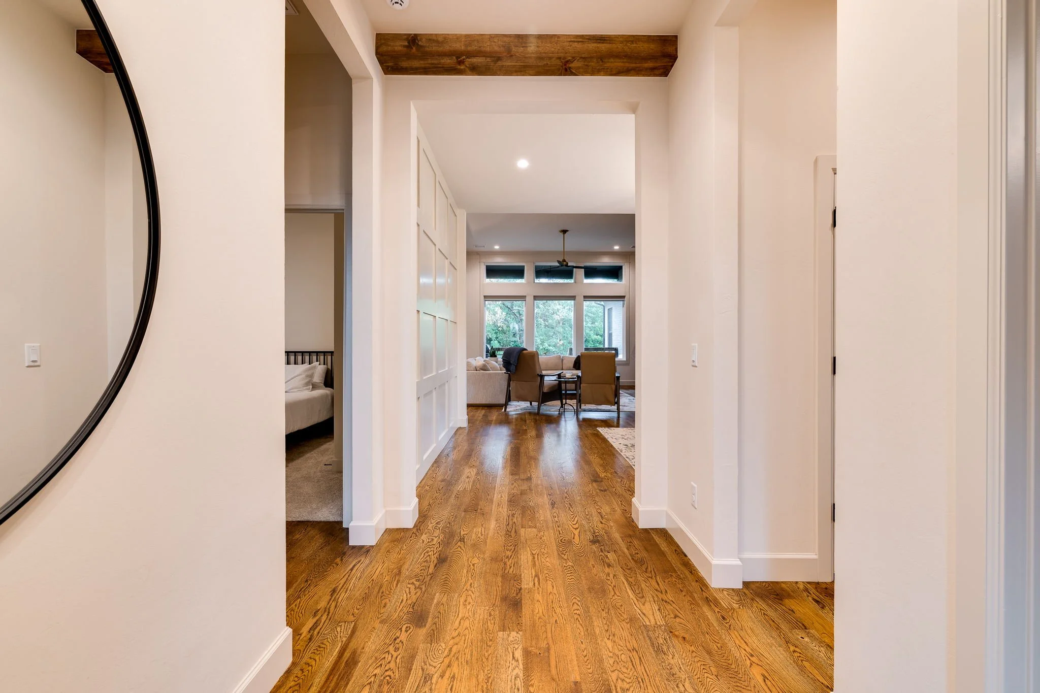 01-1732-parkwood-ave-edmond-ok-73034-entry-foyer-hallway.jpg