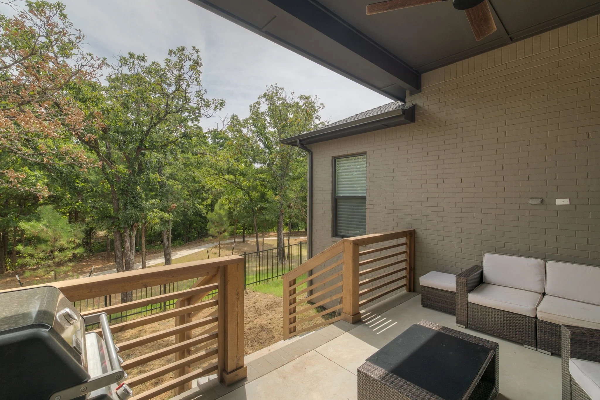 68-1732-parkwood-ave-edmond-ok-73034-covered-back-patio.jpg