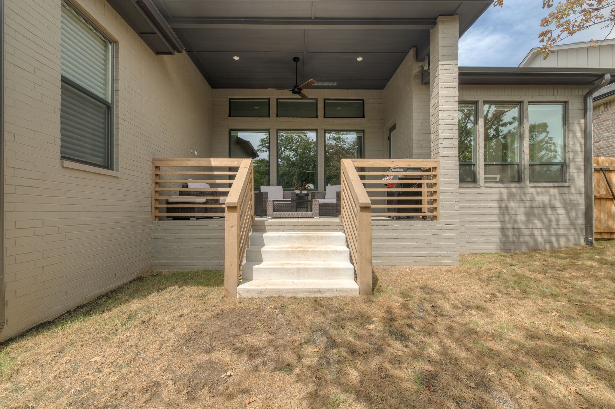 69-1732-parkwood-ave-edmond-ok-73034-covered-back-patio-seating.jpg