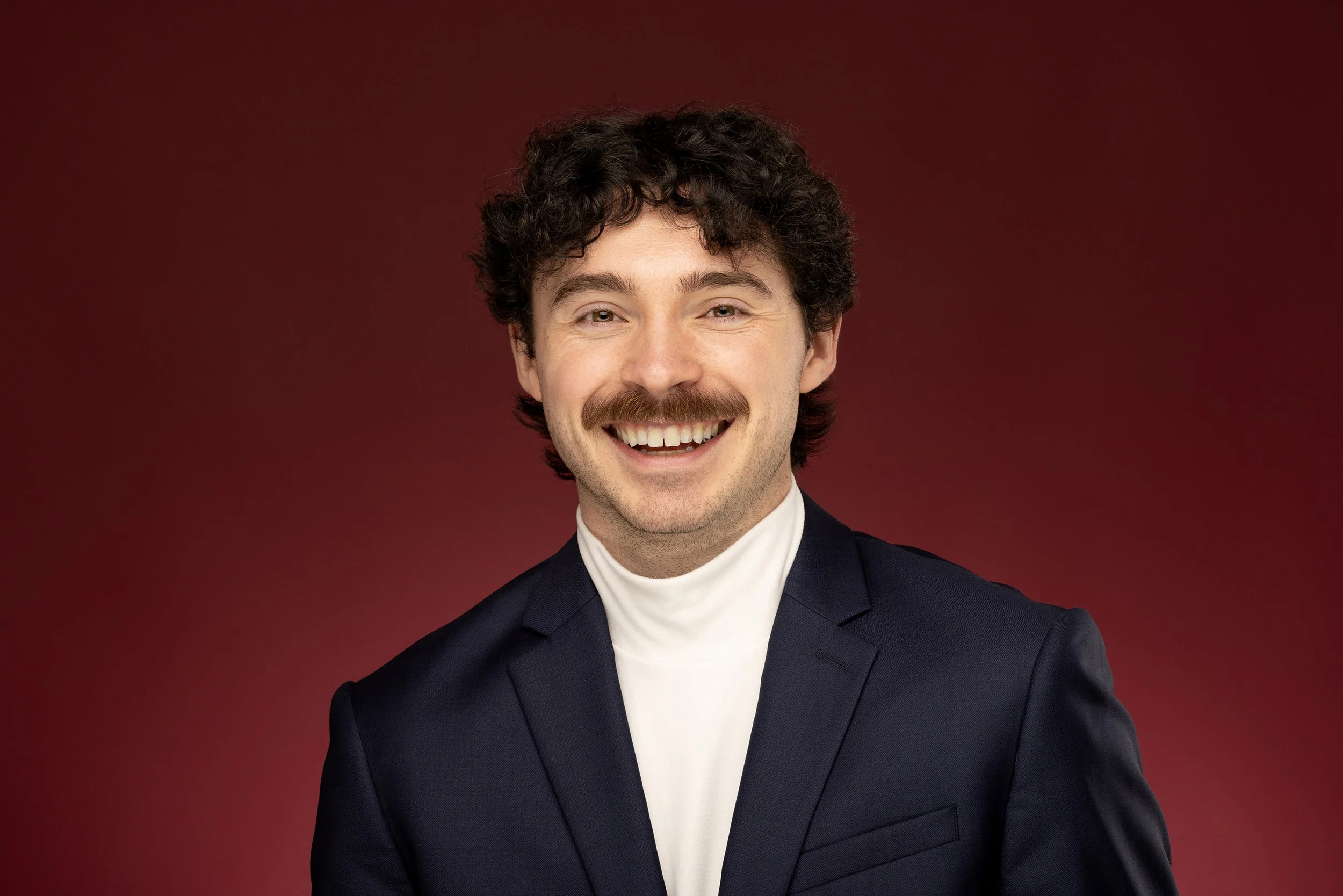 Headshot Lighting Inspiration: Background