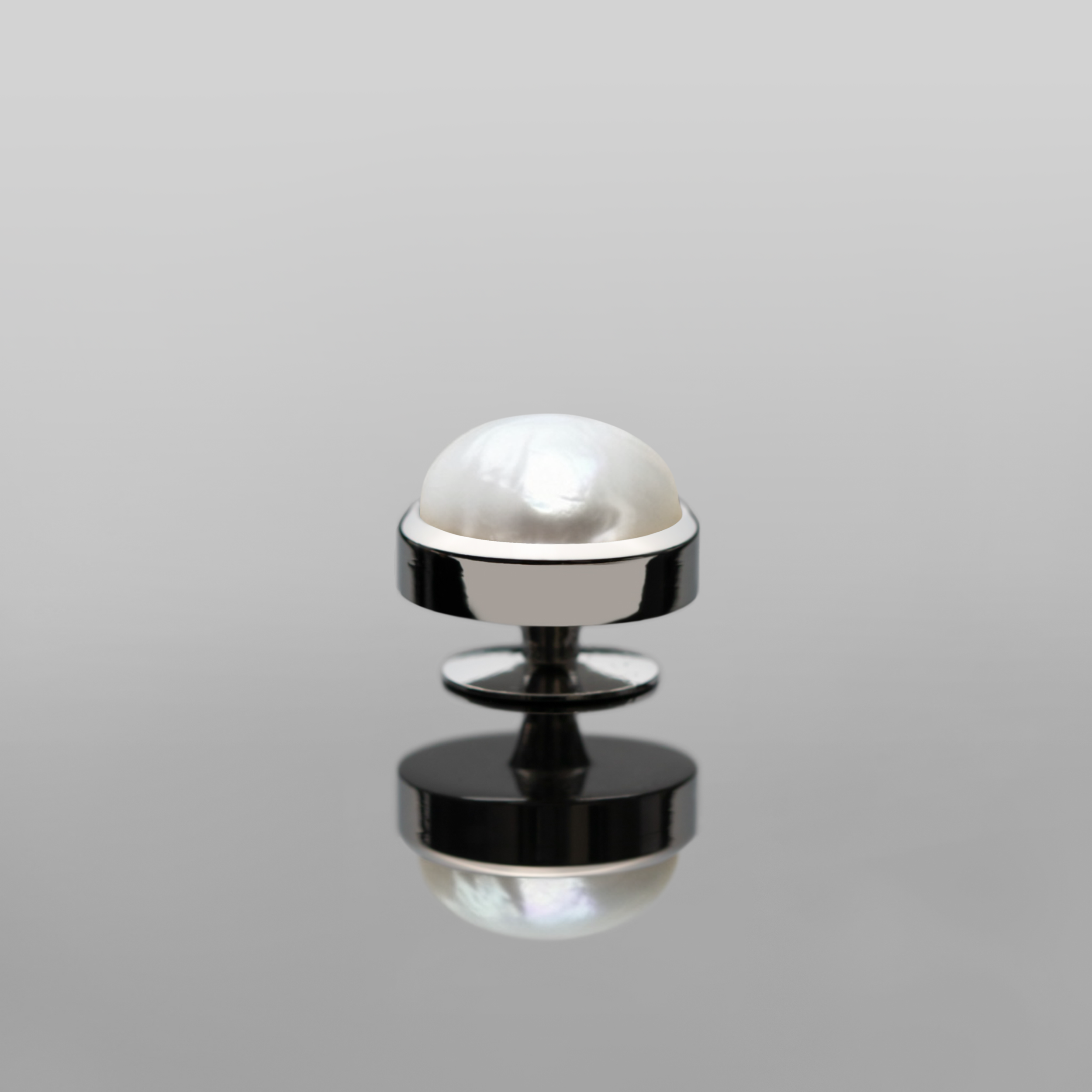 SV_MOTHEROFPEARL_2026.png
