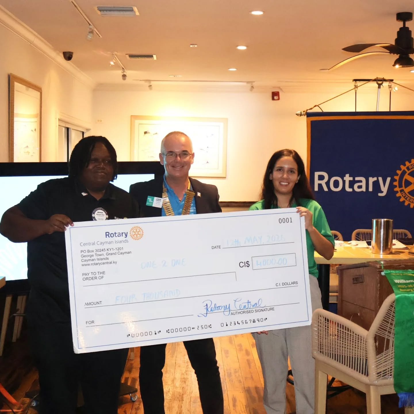 Huge thank you to @rotarycentralcayman for your generous donation to One2One and for sponsoring our quarterly Mentor/Mentee Meet‑Up.

Your support helps us continue with our mission to create meaningful connections and empower our youth every day. We