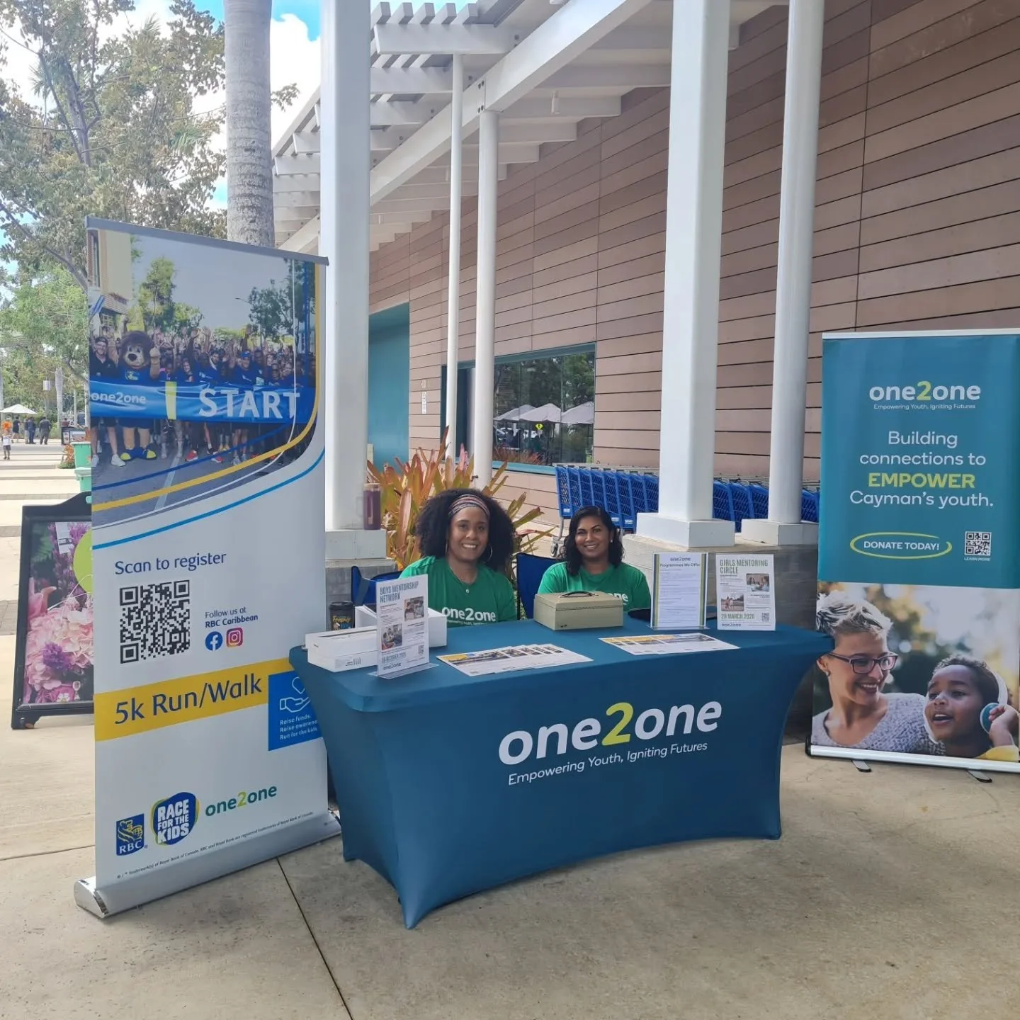 Come by the RBC Race for Kids registration table at Fosters Camana Bay today and sign up for the 5k!

The @rbccaribbean Race For Kids will take place on Sunday, May 3rd, starting at 6.30am at Camana Bay and it's a fun event for families with lots of 