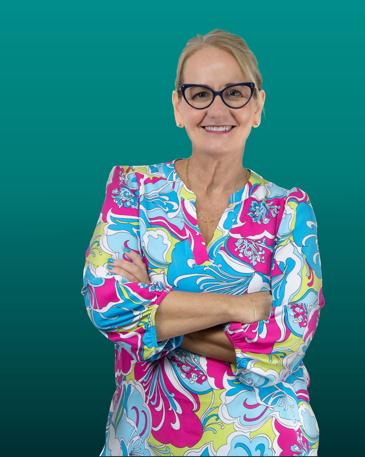 one2one_cayman_board_shannon_seymour.jpg