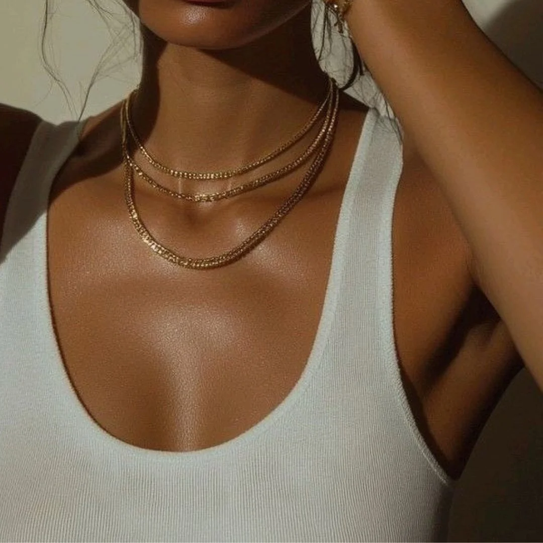 Book your appointment today and let your smile steal the spotlight! Follow us for updates, tips, and more. Let's transform your look together. Ready to book your appointment or have questions?
🤎 Tempe, Arizona
☁️ Body Wax, Spray Tan or Tooth Gem?
✨