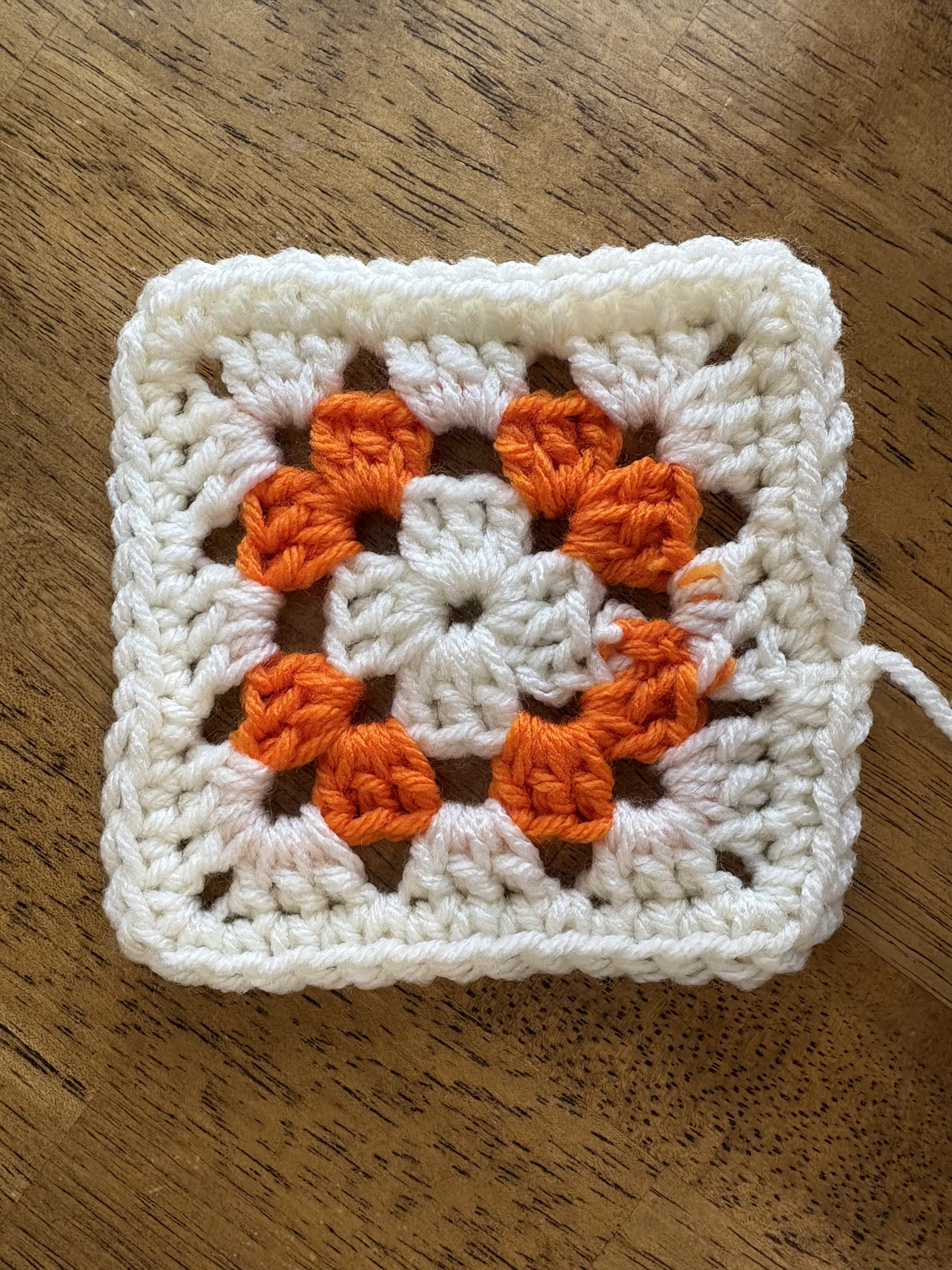 Traditional Granny Square (Granny Cluster)