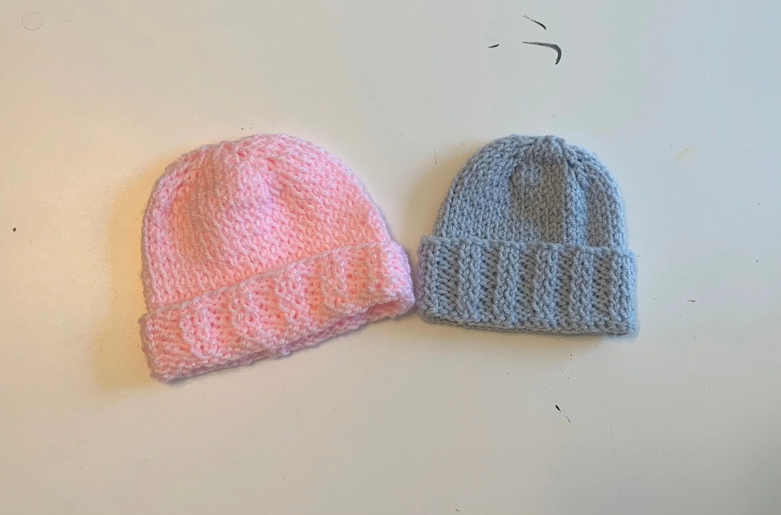 Baby+hats+preemie+pnk_blu.webp