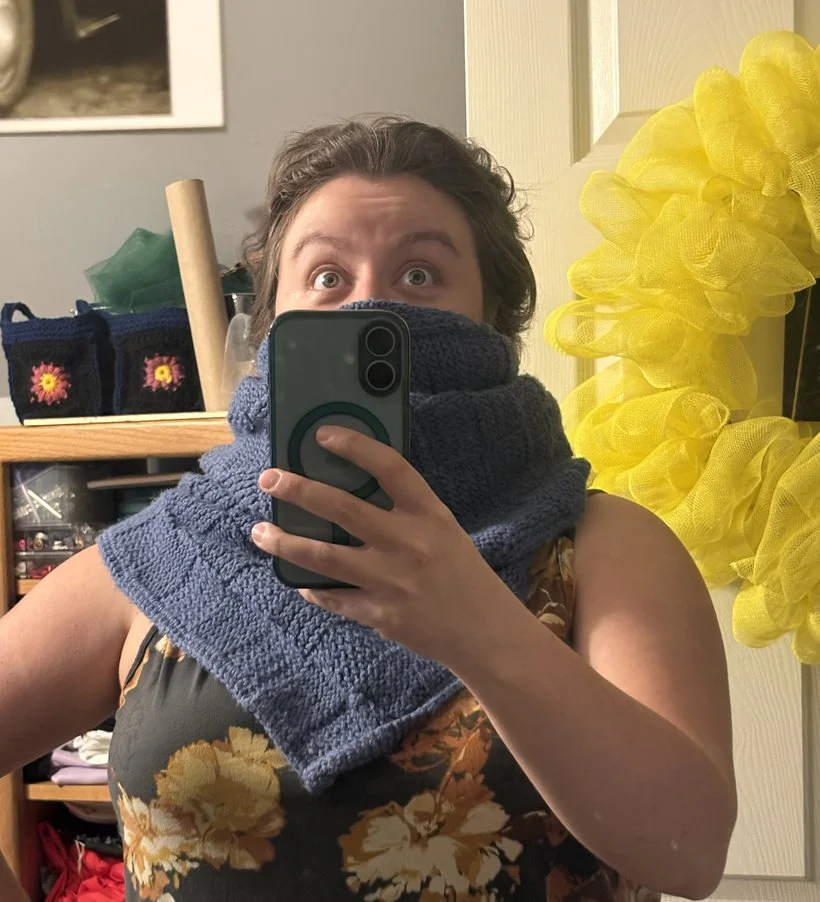 knittedbluescarf1.jpeg