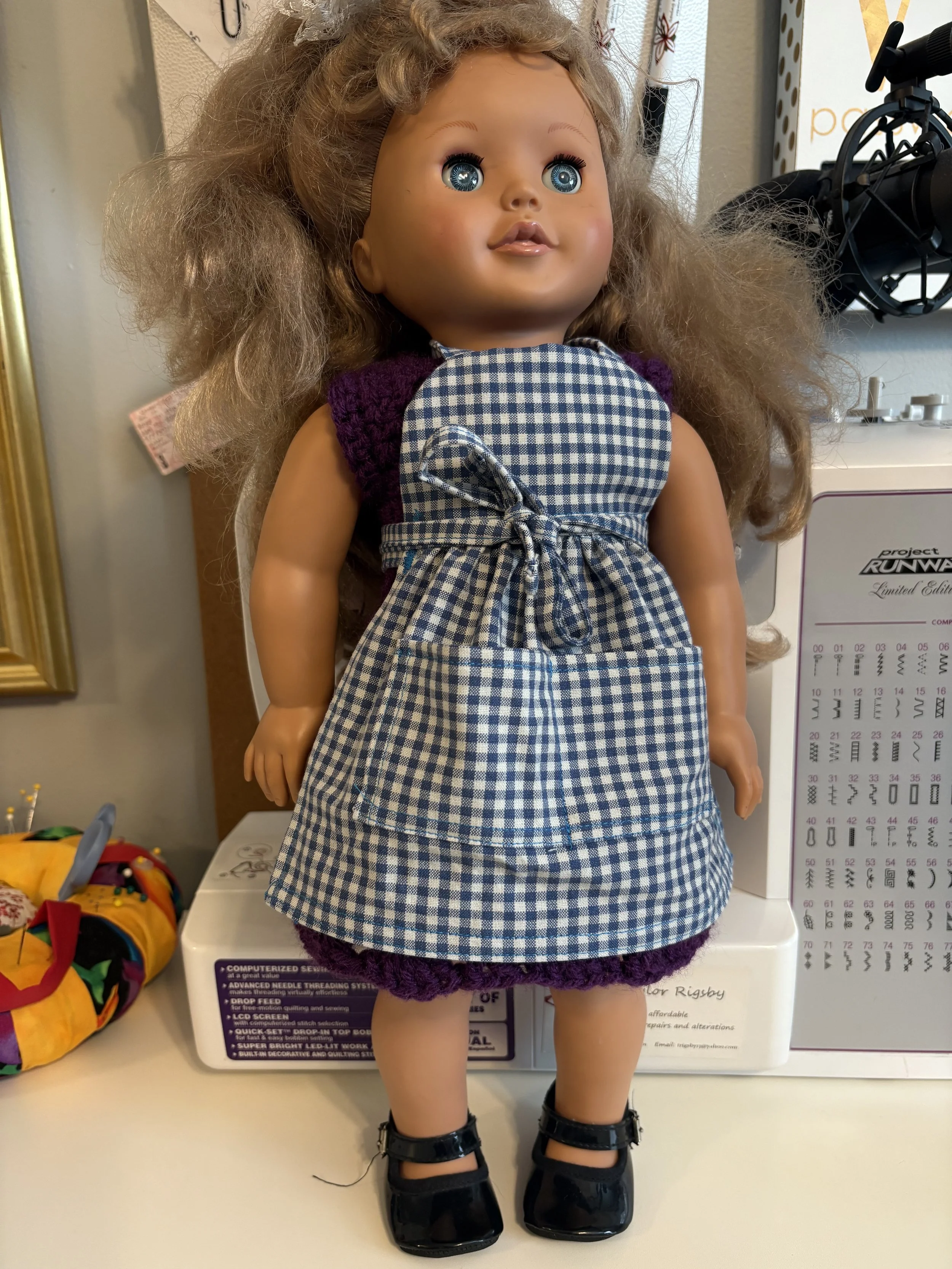 Doll apron blue checker.jpg