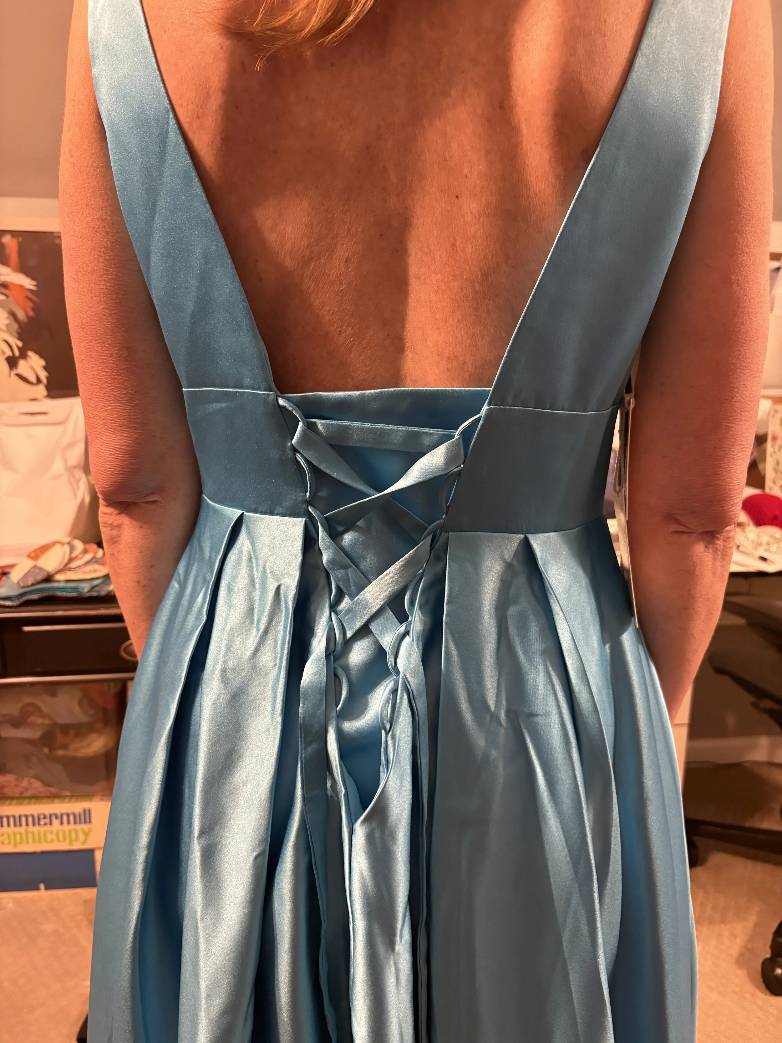 Lace-up back: before
