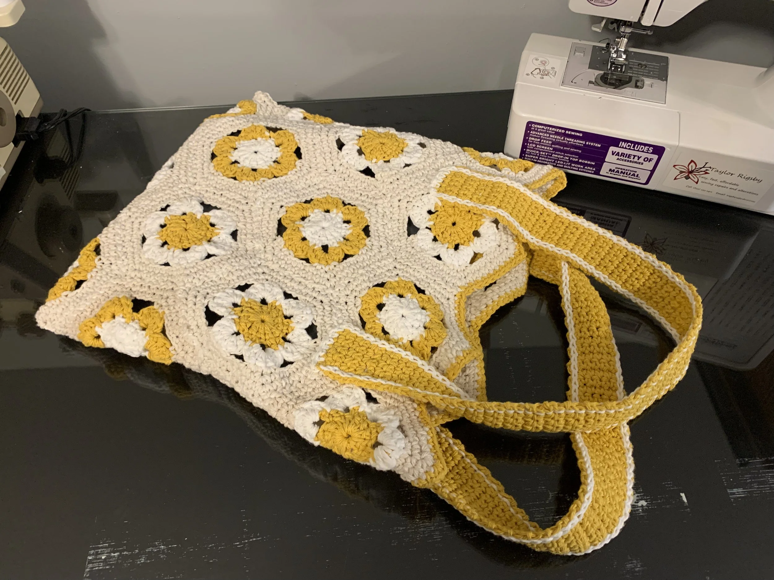 My Hexagon Daisy Bag