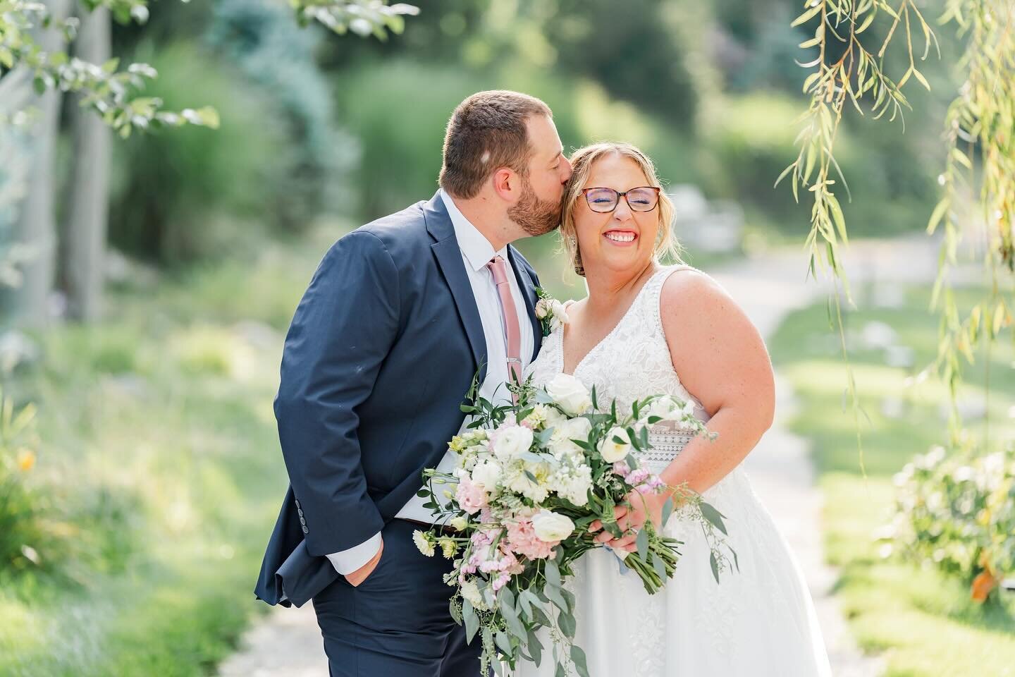 Let&rsquo;s go back to this day when the sky was clear and sunset wasn&rsquo;t for 2 more hours 👏🏻 This day was a dream for Kristin and Anthony!