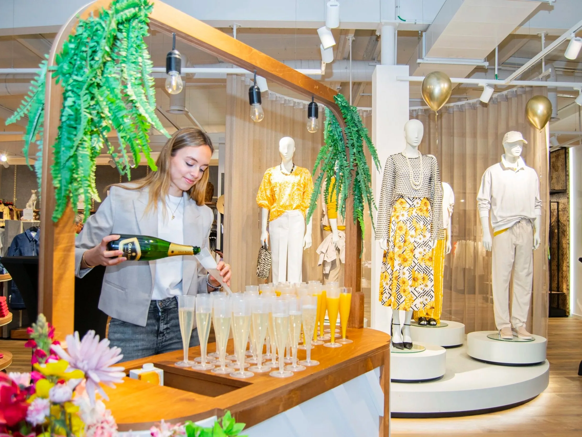 Store Opening - The Fashion Store
