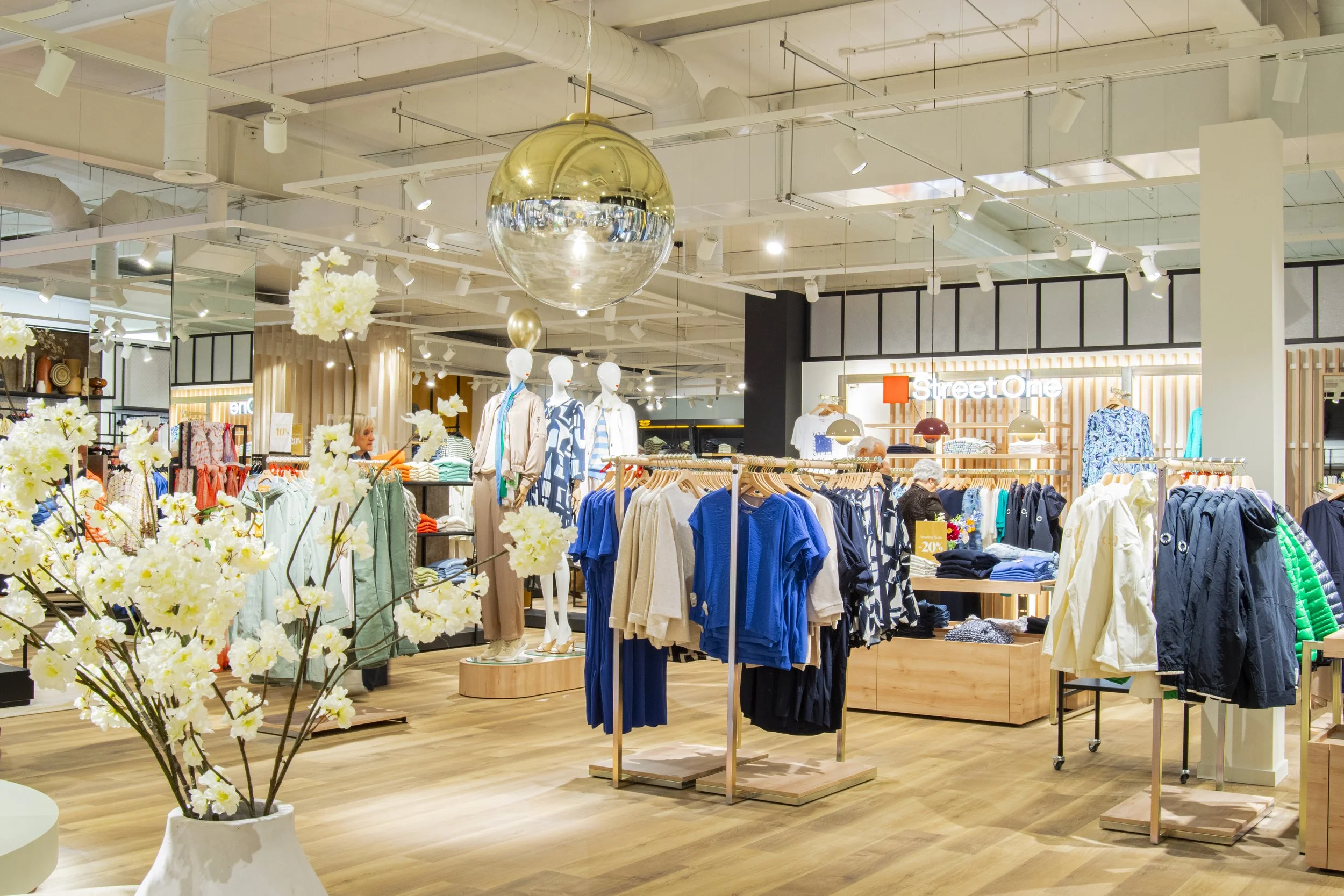 THE FASHION STORE_Veerle_March_2024602.jpg