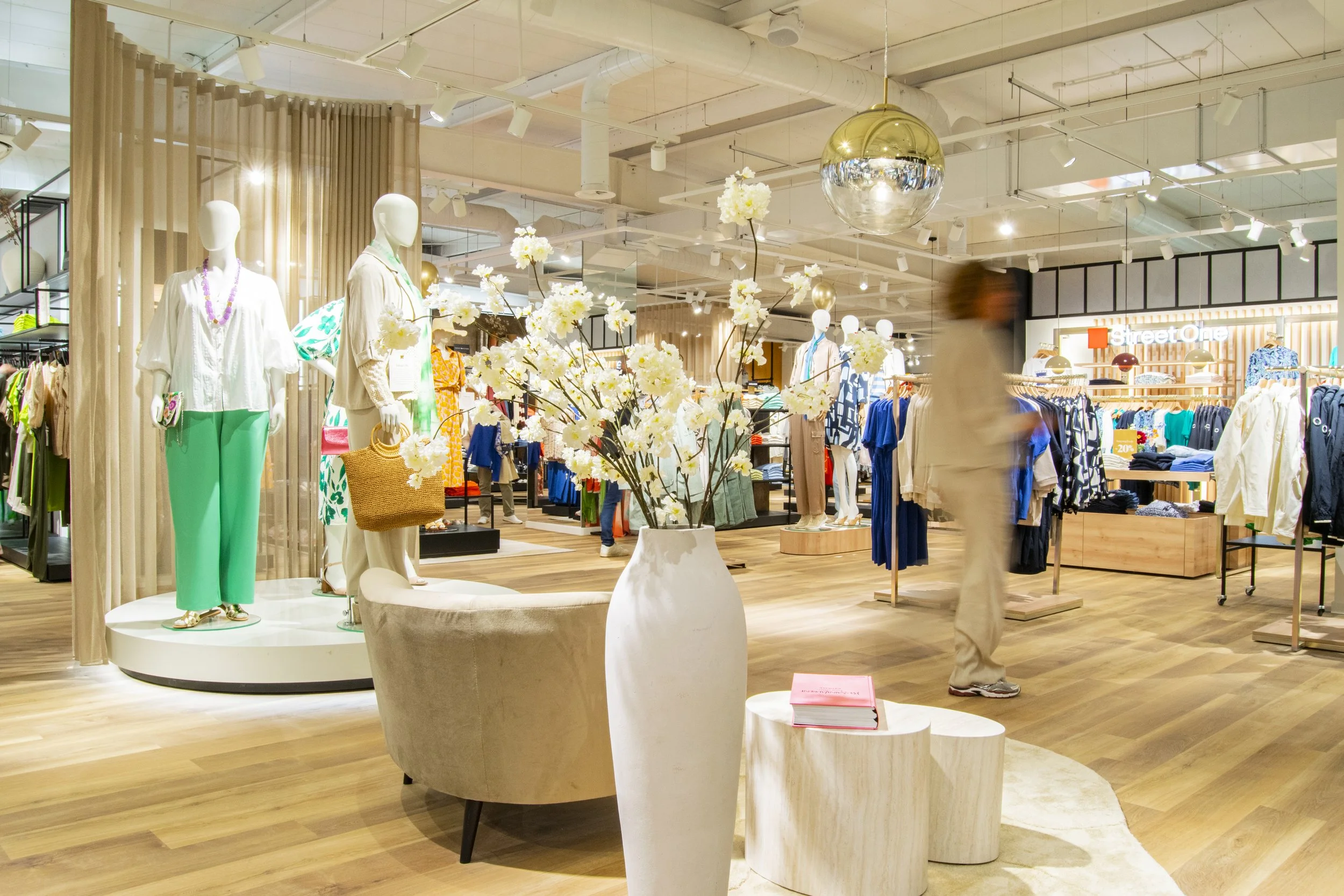 THE FASHION STORE_Veerle_March_2024505.jpg