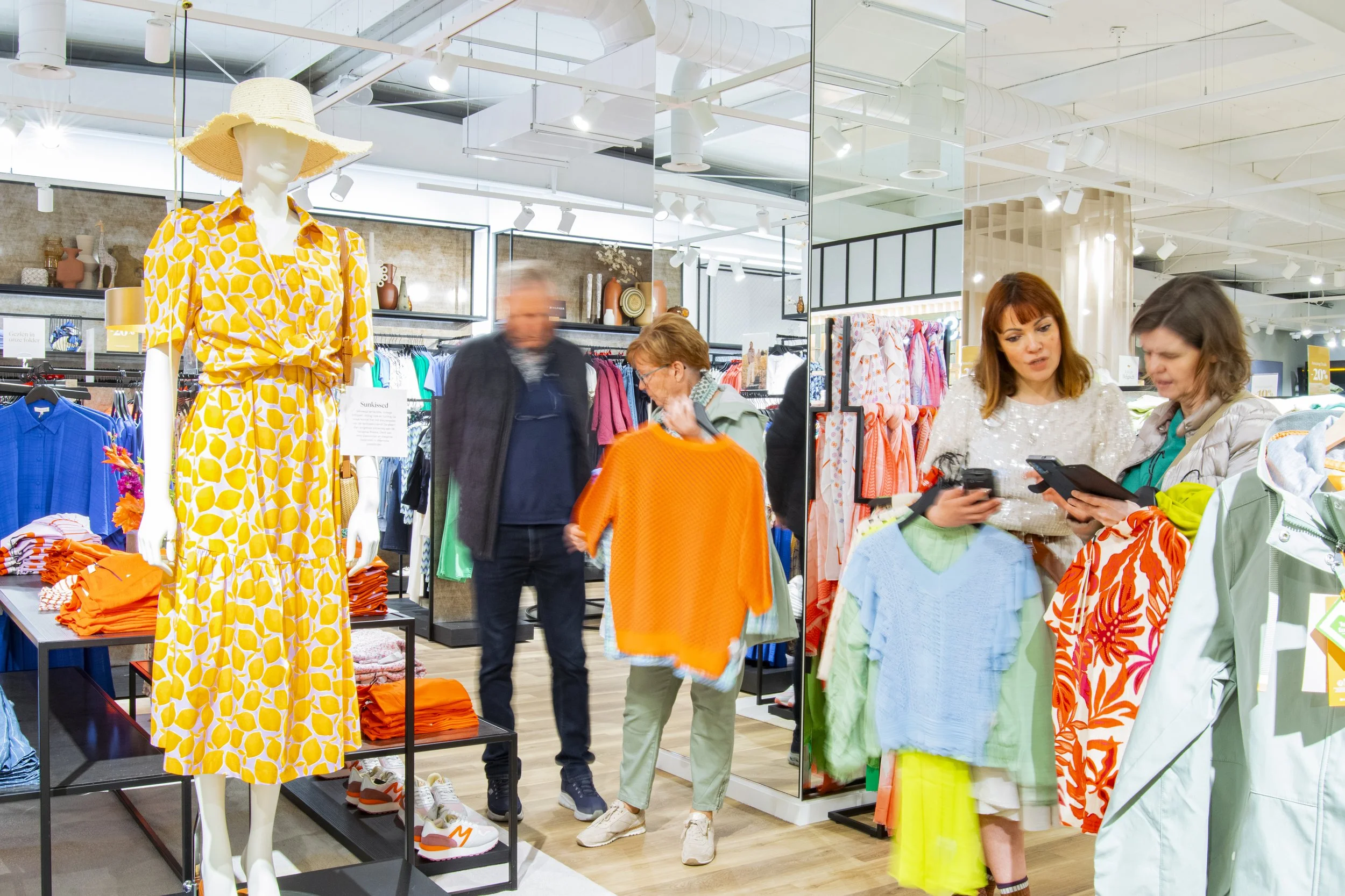 Shop Opening - The Fashion Store