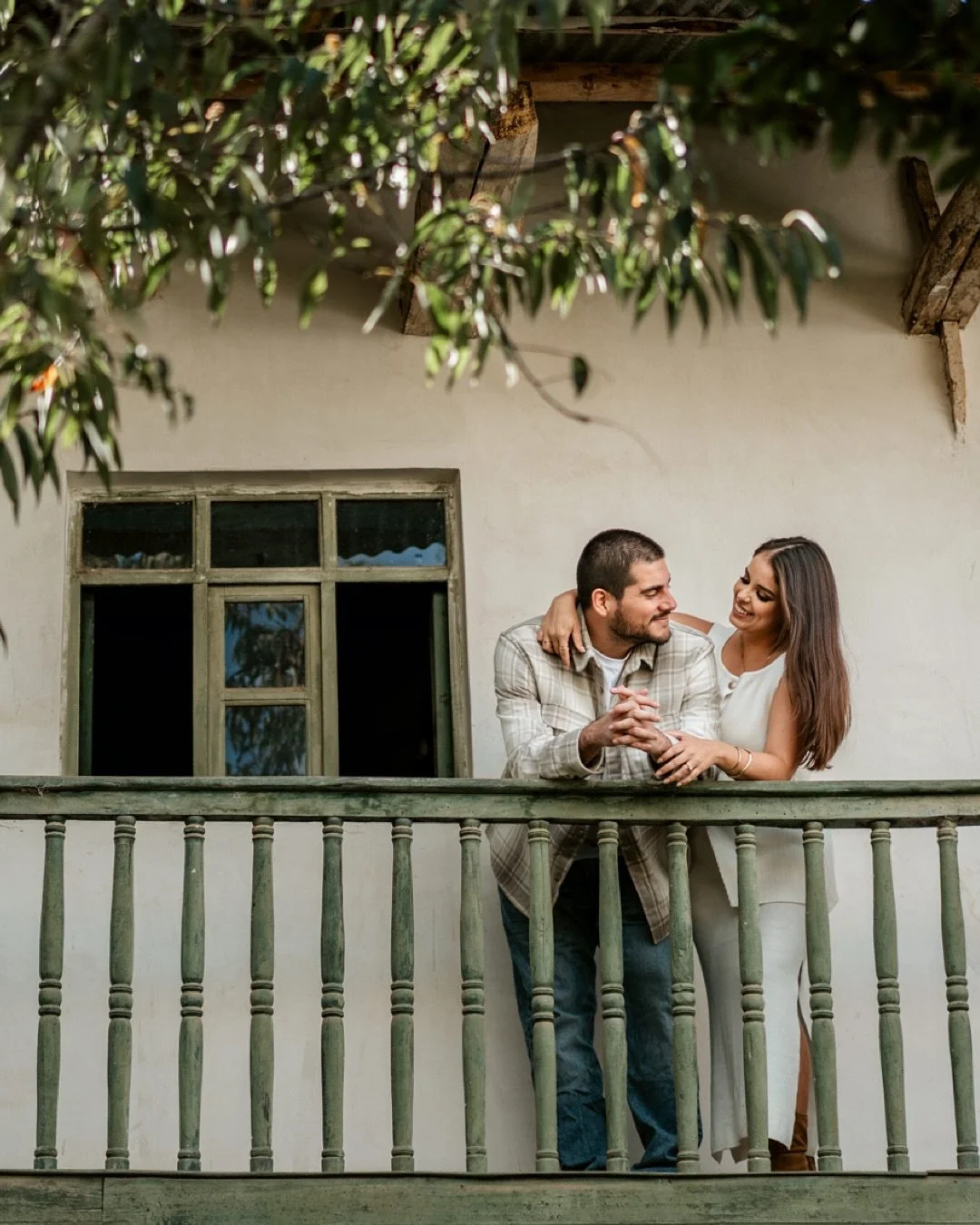 Este s&aacute;bado celebraremos el amor de esta hermosa pareja.

Luana &amp; Marco

Aqu&iacute; una peque&ntilde;a parte de la sesi&oacute;n que hicimos en una casa llena de historia para Marco,&hellip;y que ahora ser&aacute; parte de la historia de 