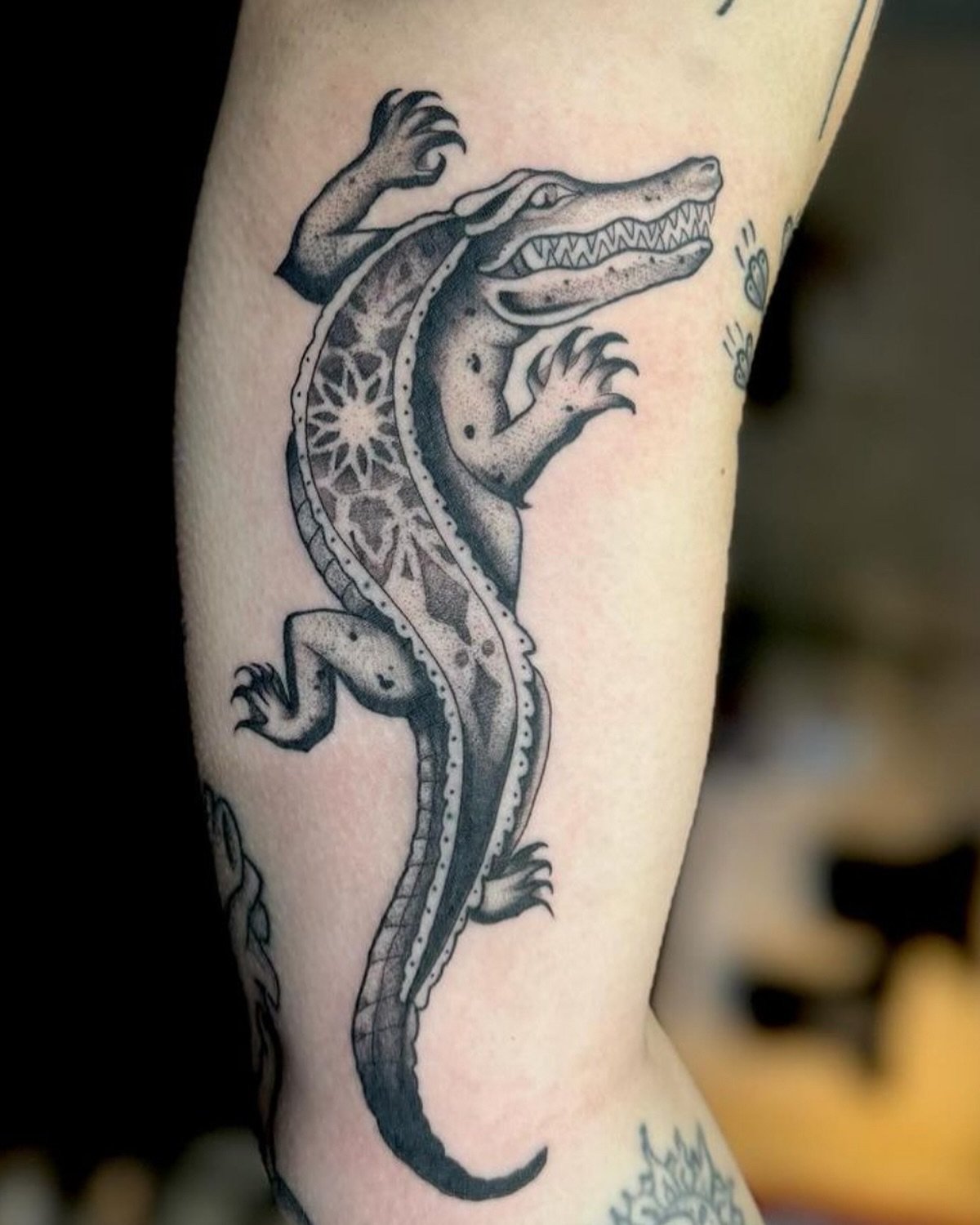 Tattooing by @meganech_tattoos 🐊✨✨ now taking appointments 📩 meganechtattoos@gmail.com to get on her books!
.
.
.
.
.
.
.
.
.
.
.
#thehivetattooportland #portlandoregon #portlandtattooartist #portlandtattoo #pdxtattooartist #pdxtattoo