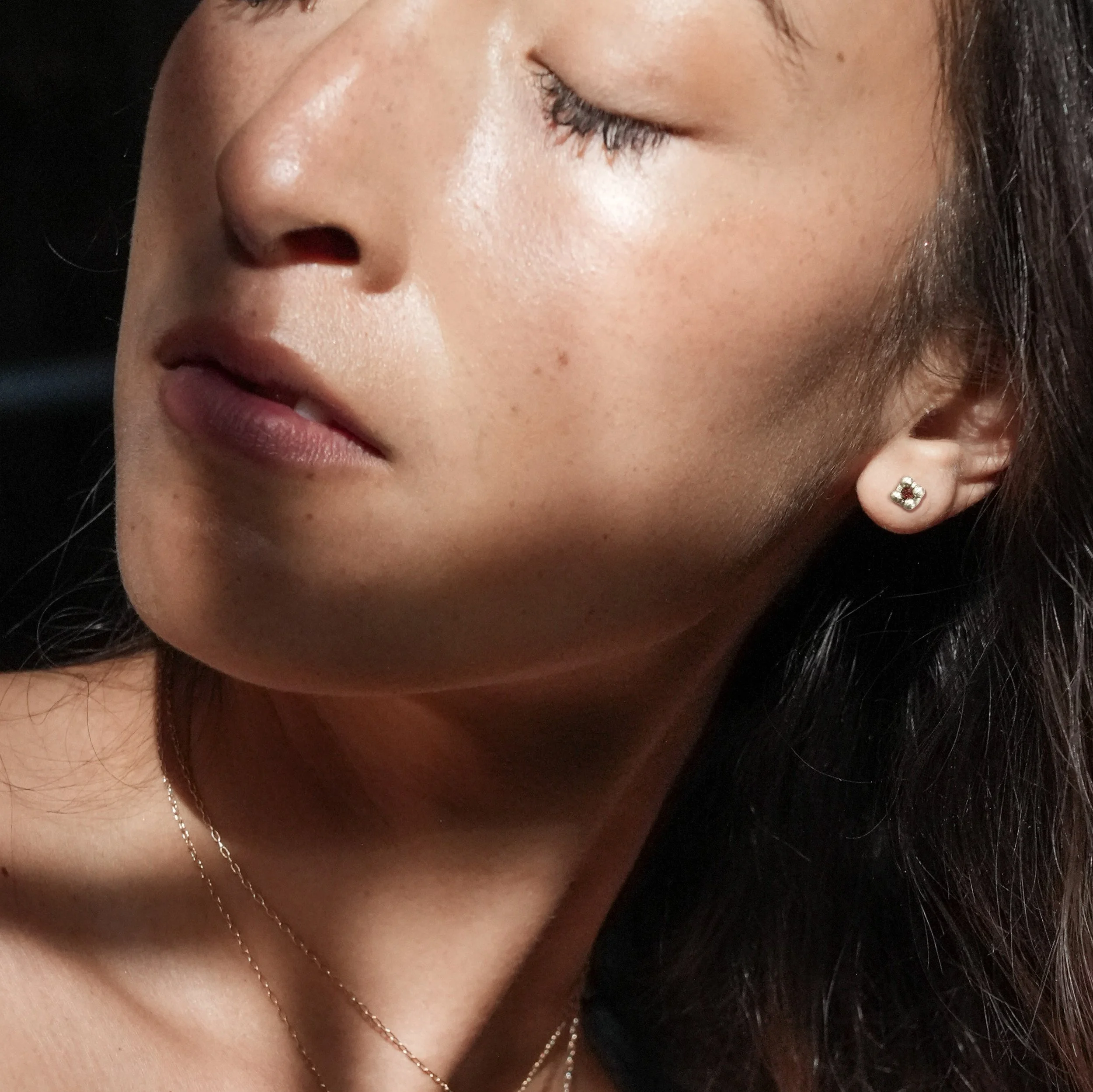 The Pilares Studs with Garnet in Silver.jpg