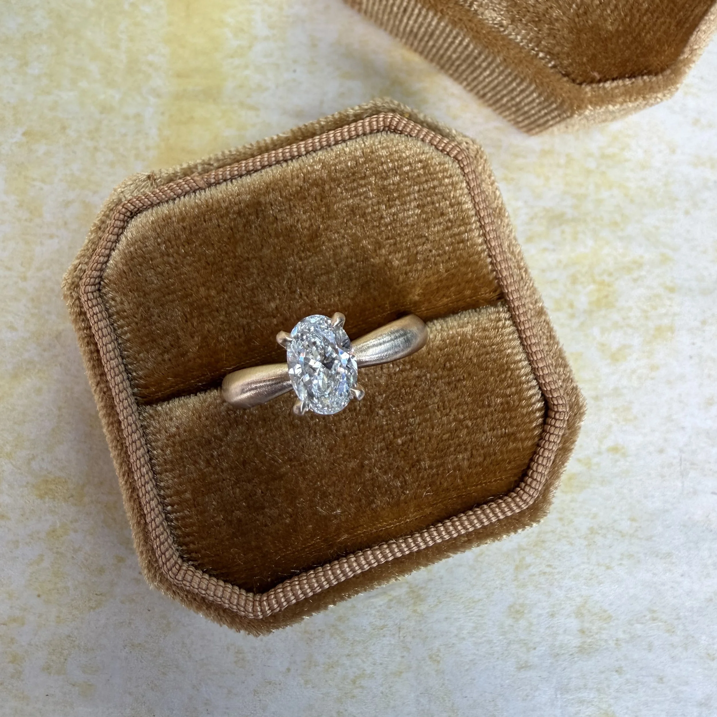 Emily's Ring - An alternative solitaire ring in 14k gold with a 1 ct oval diamond