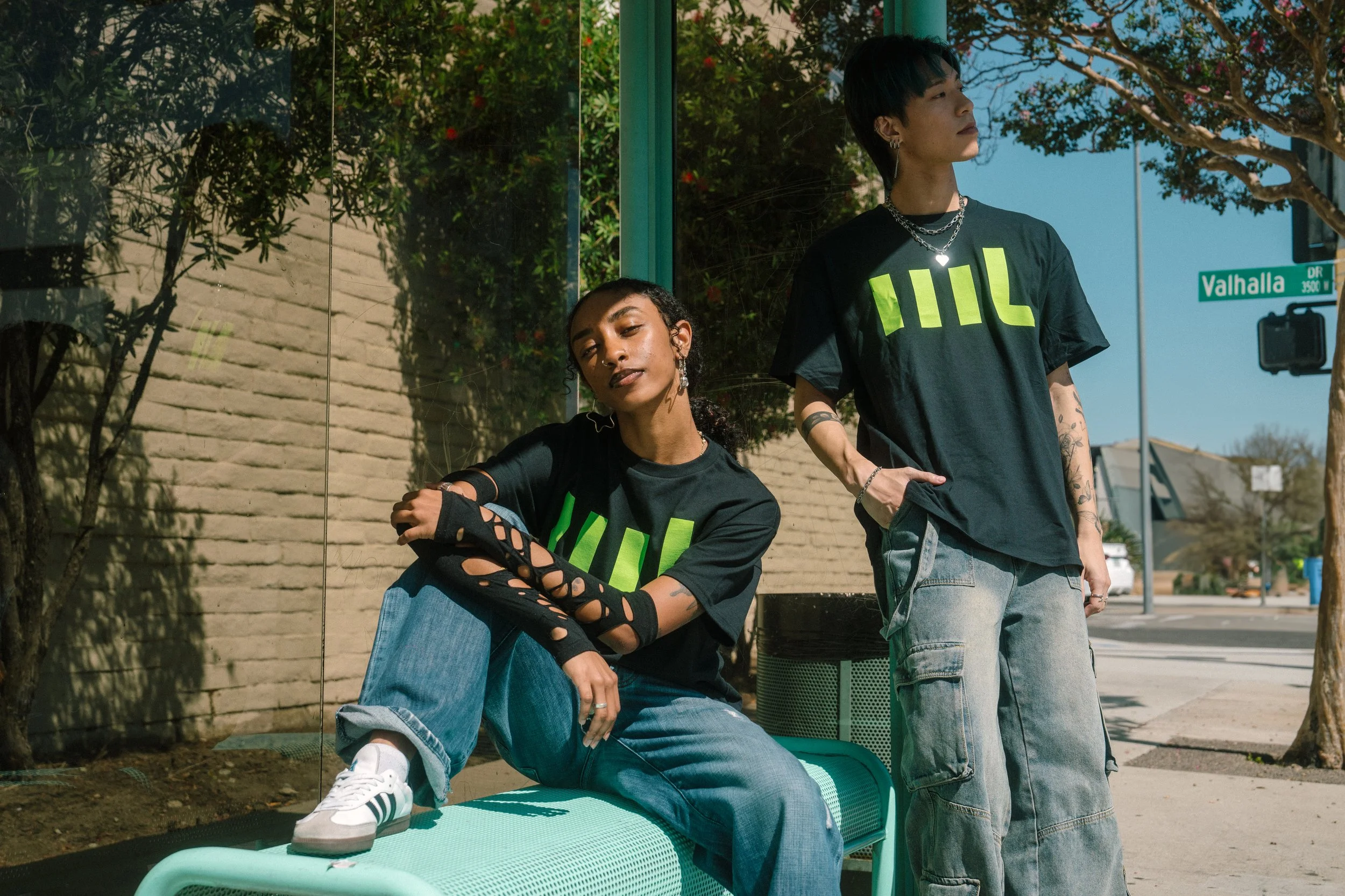 mL Classic Logo Tee - Black — MOVEMENT LIFESTYLE