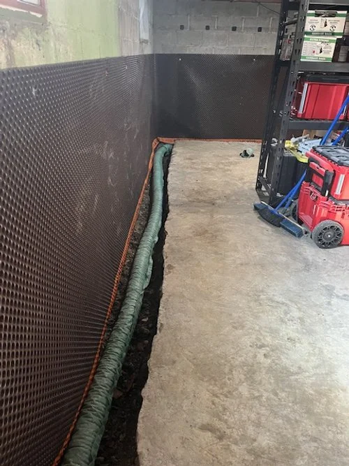 Interior - Exposed Trench + Tile 2.jpg