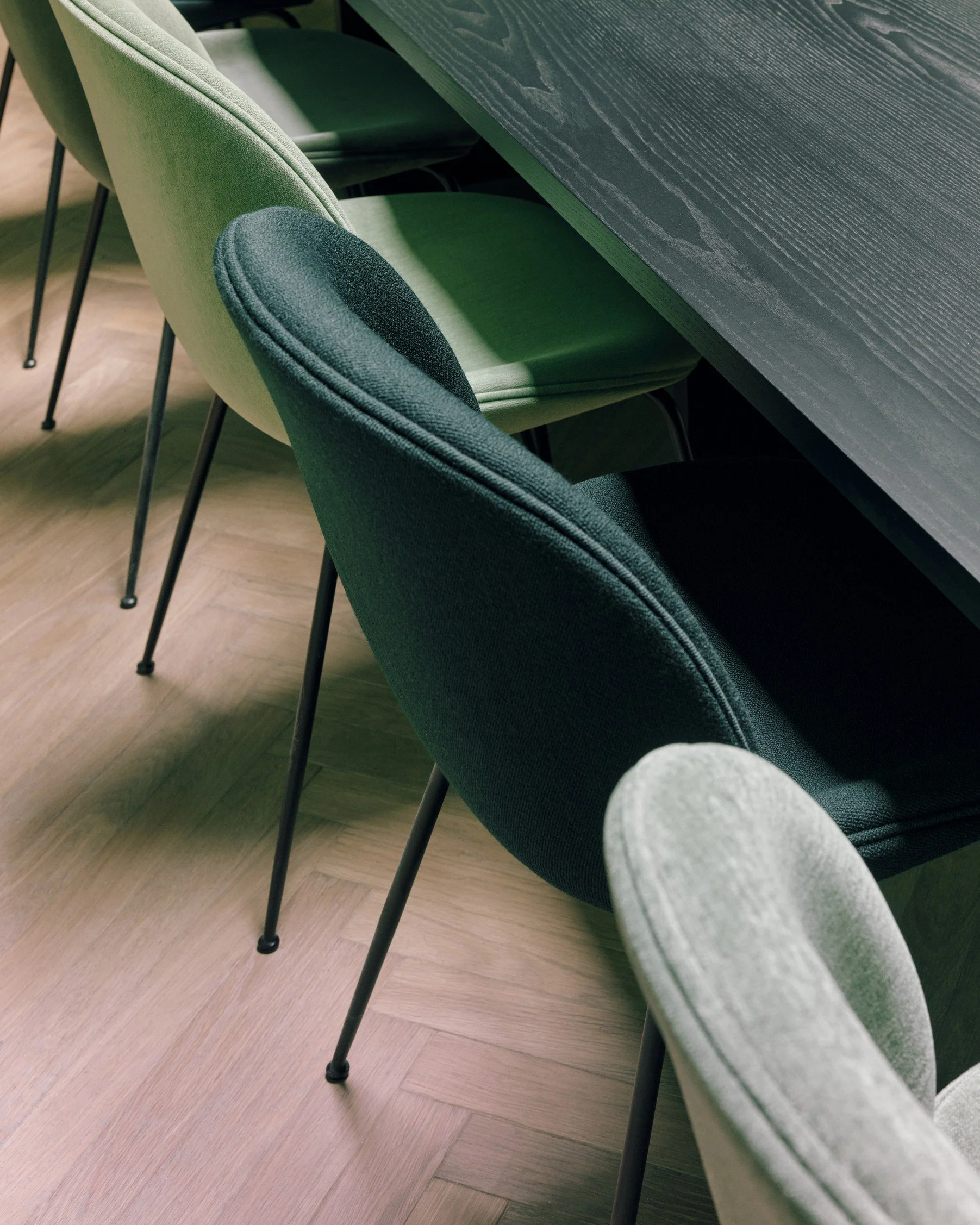 GUBI-BeetleDiningChair_01 (1).jpg