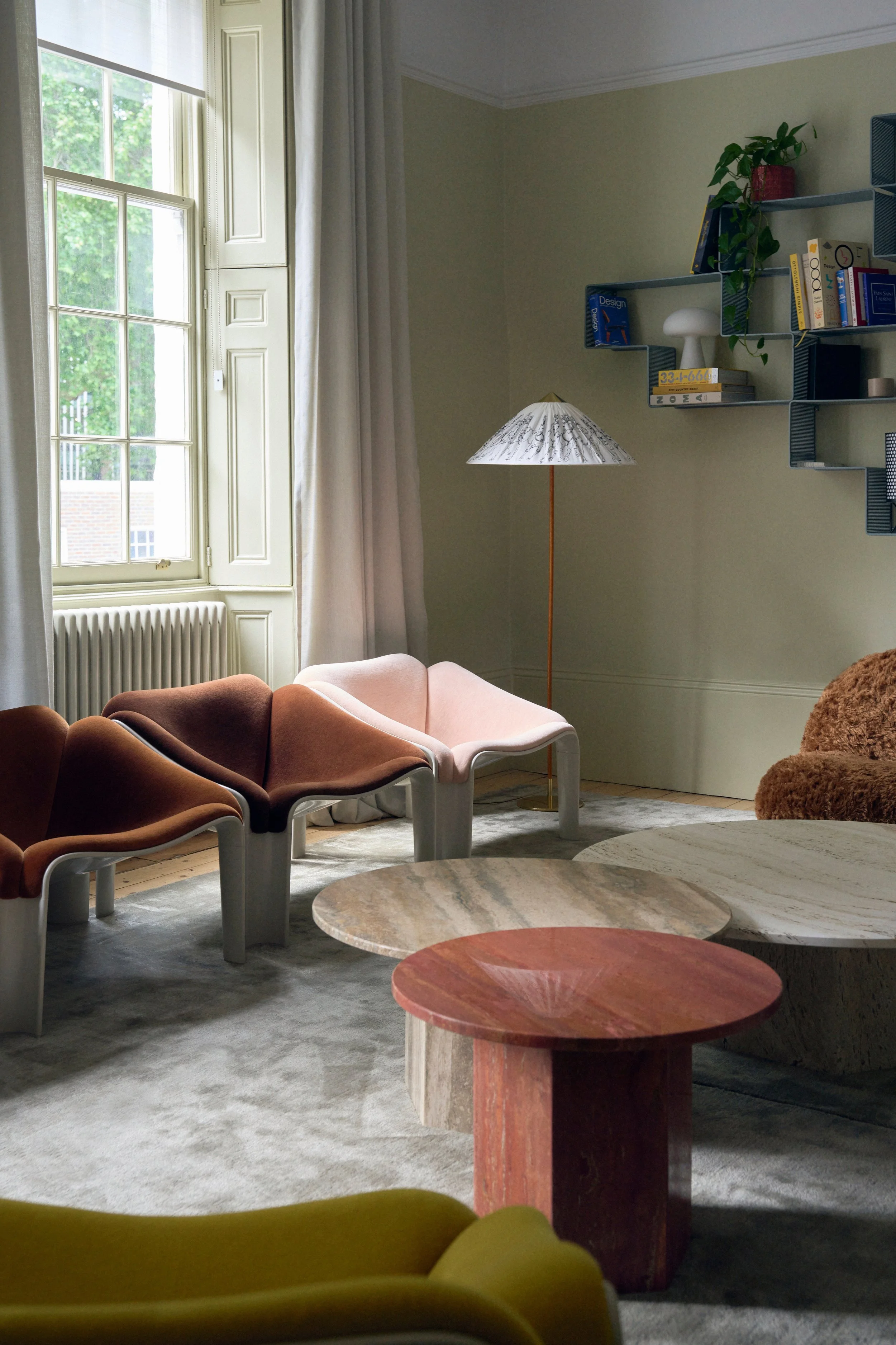 GUBI_London Showroom_F300 by Pierre Paulin_01.jpg