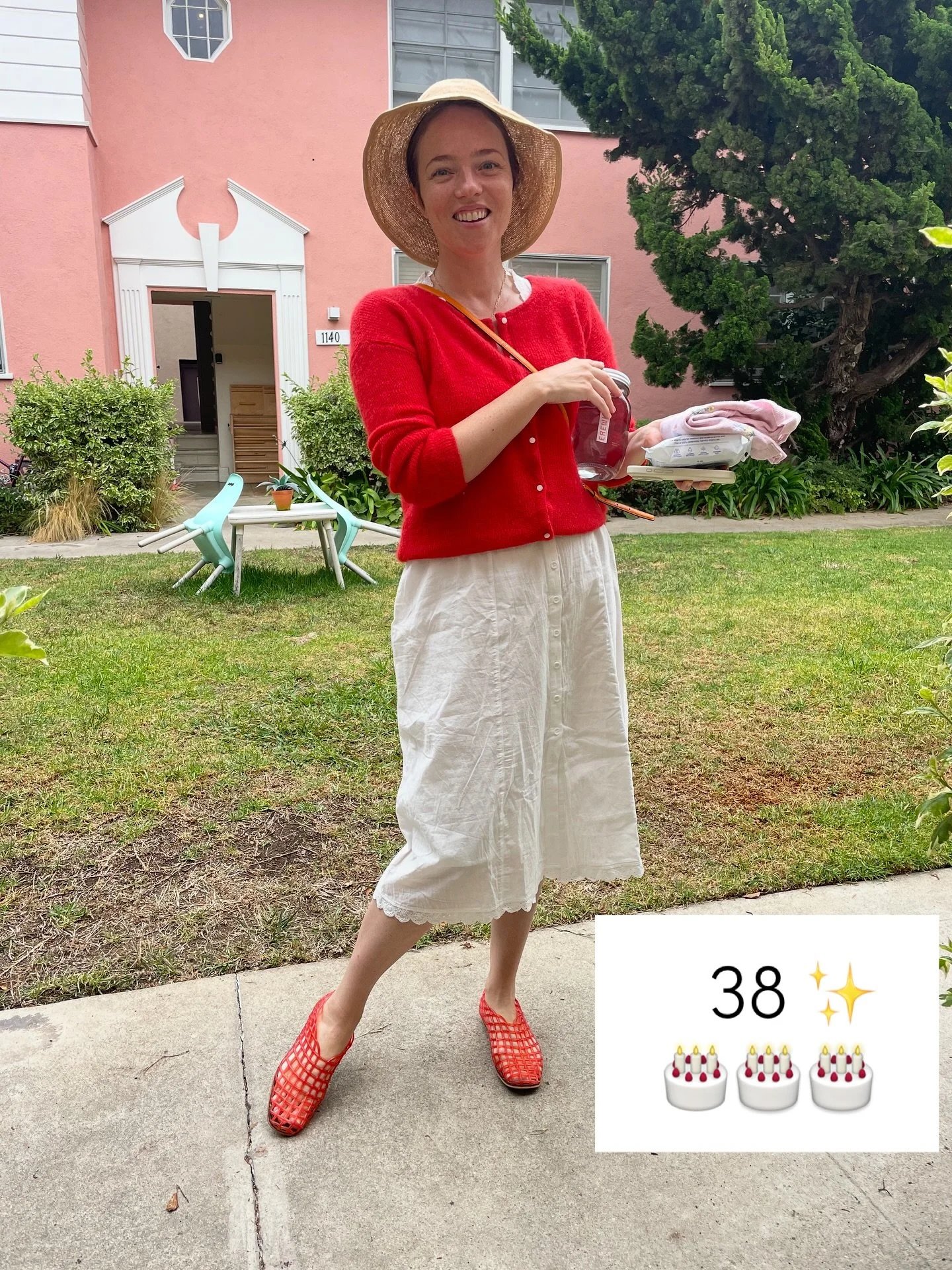 Celebrated 38 ✨✨✨ last week. Very grateful. Thank you for all the love. 

It is my birthday prayer this year that we all know peace, both around us and deep within, and that we embrace our most magnificent sparkle to shine at our brightest ✨✨ that we