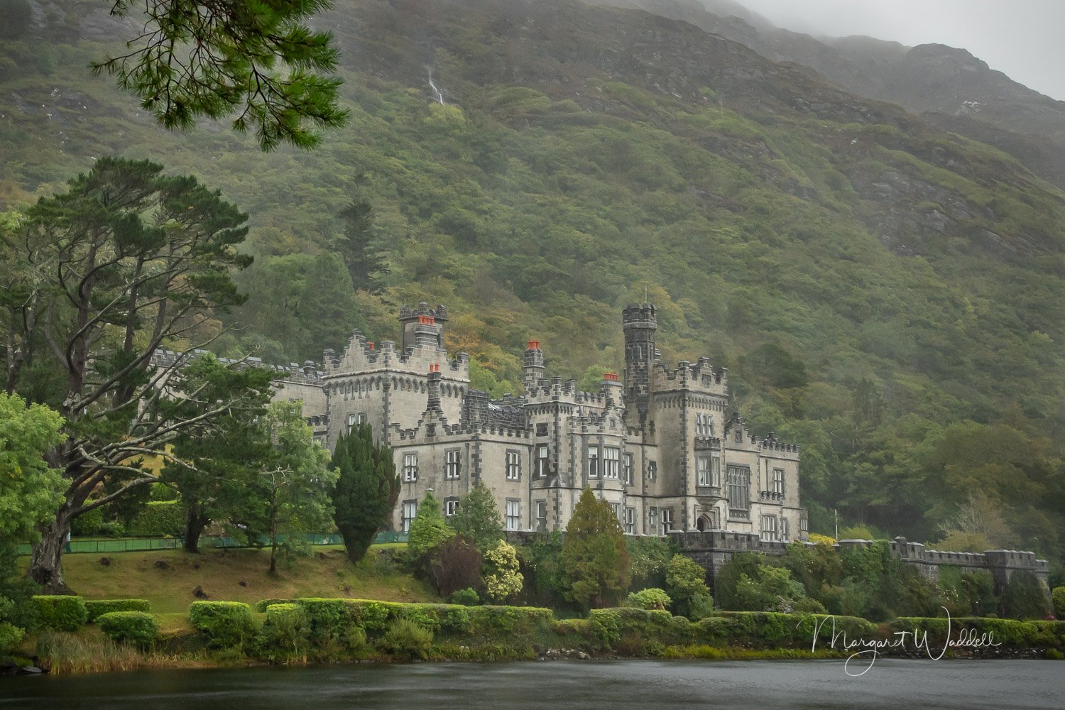 Kylemore Abbey.jpg