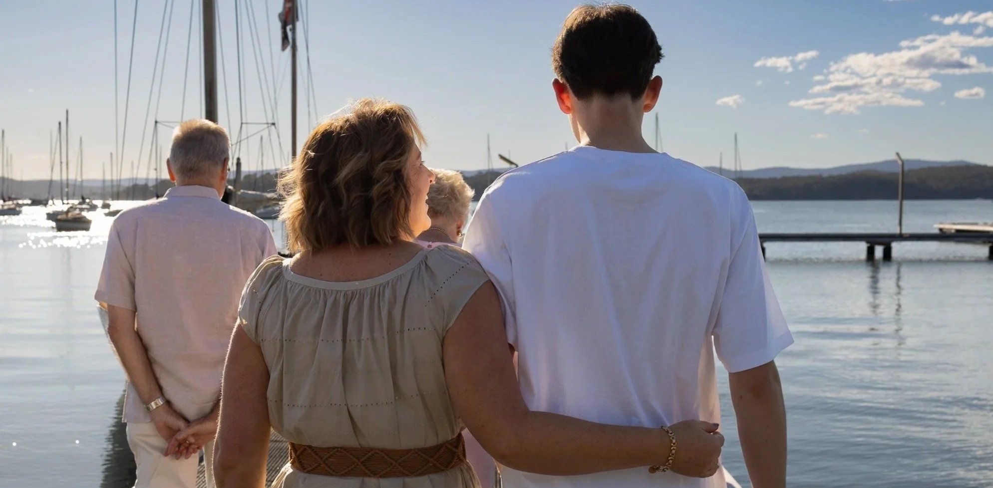Extended family session by the Lake at Valentine