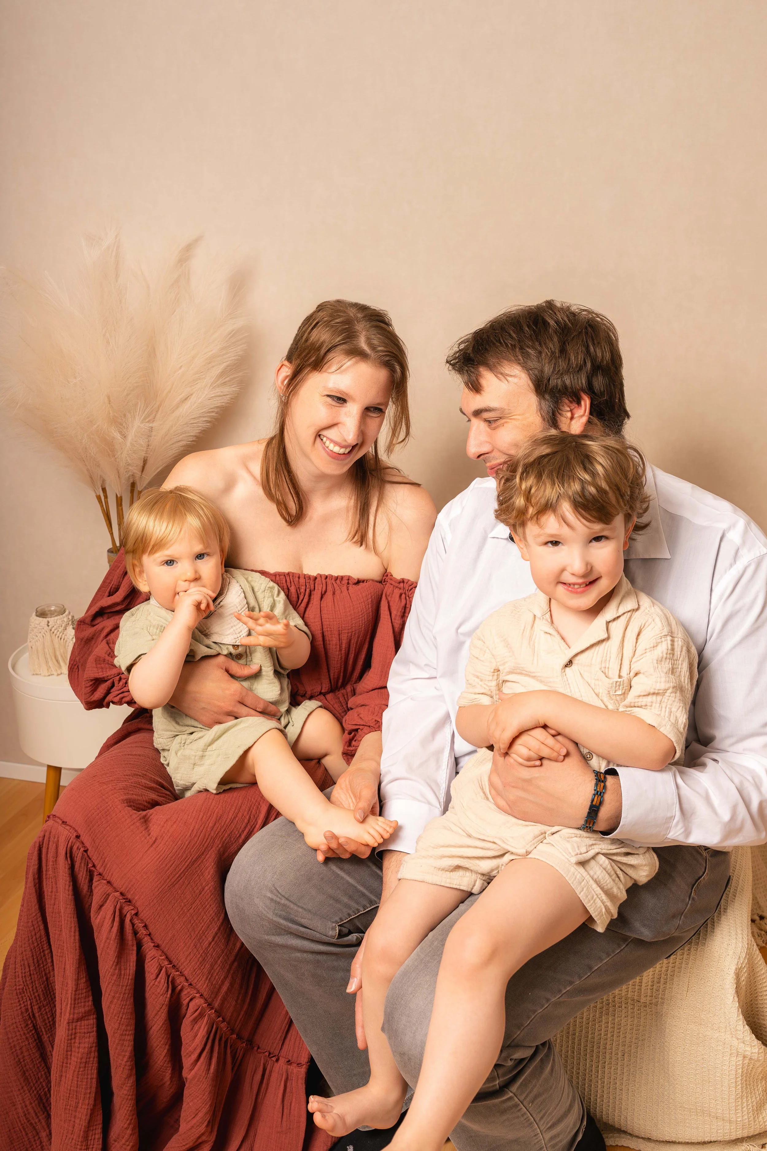 Ein Blick hinter die Kulissen: So erlebt eine Familie ihr Familienshooting bei mir im Studio in Vorst