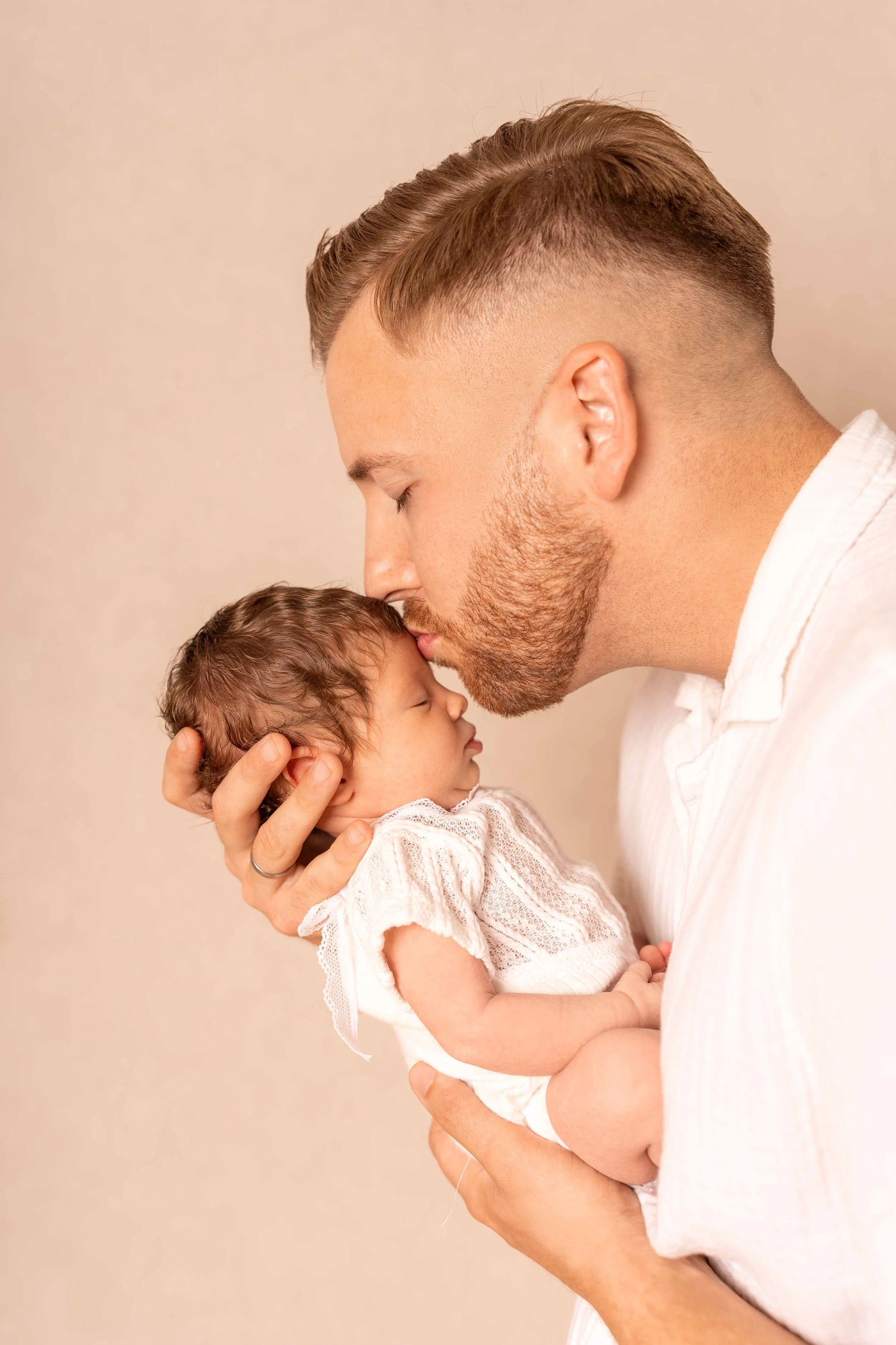 Familie Portrait Fotoshooting Indoor Studio (20).jpg
