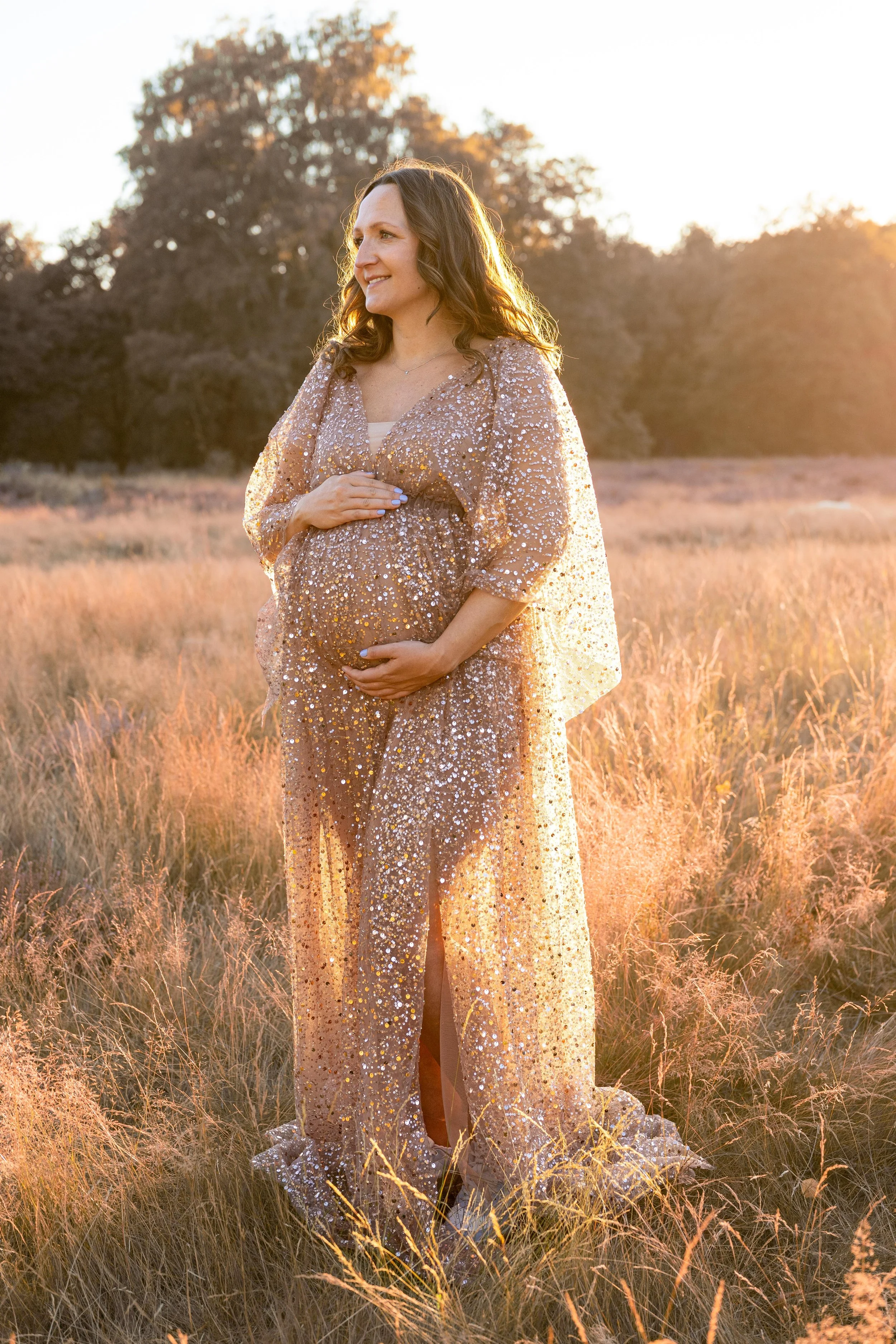 Solara - Kleid mit goldenen Pailletten - Größe S-XL