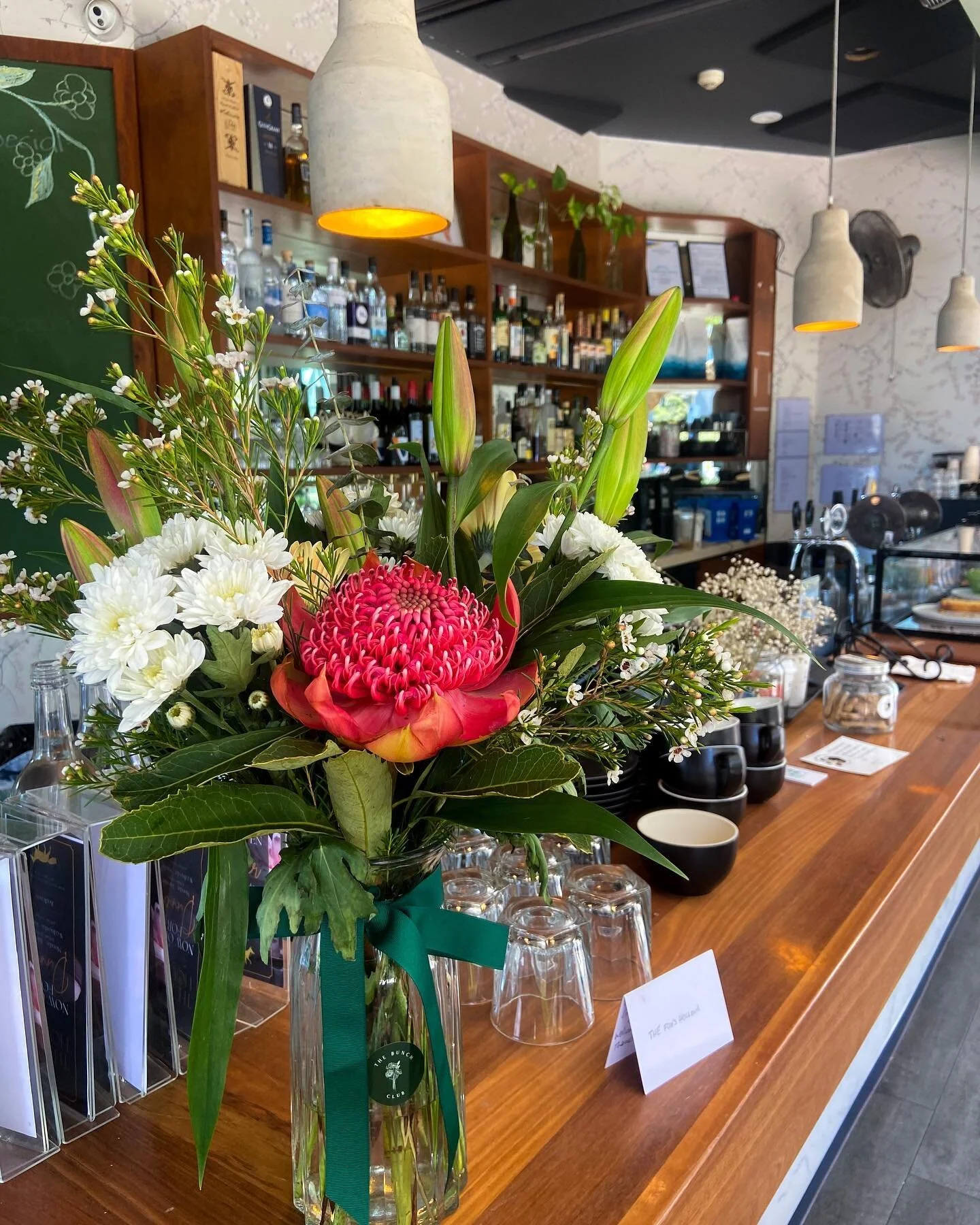 Welcome to The Bunch Club @thefoxshollow 💐