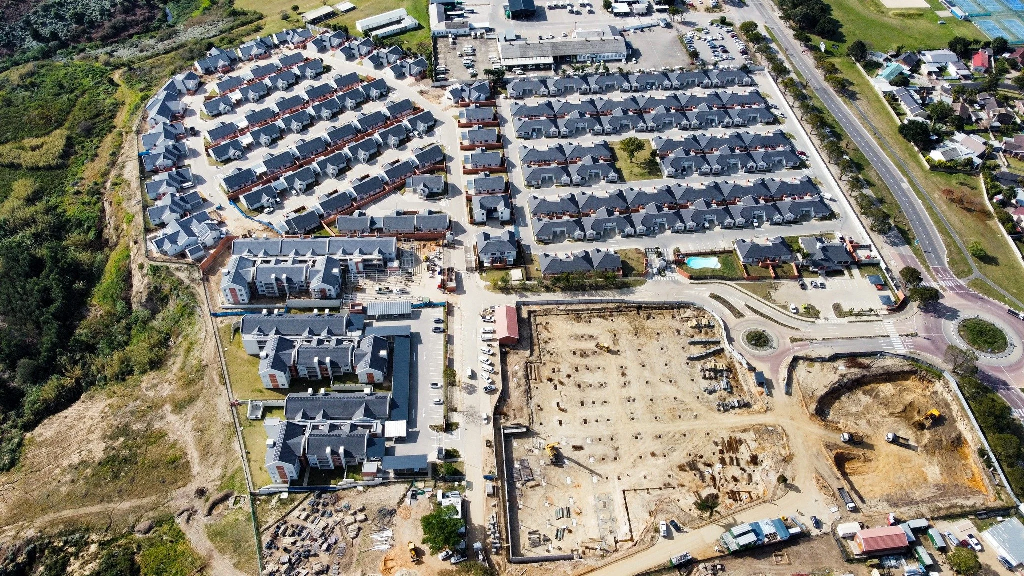 🏗 Project Progress Update &ndash; One on York, George

We&rsquo;re thrilled to share that our One on York development in George is entering its final stretch!

✅ 85 Townhouses &ndash; successfully handed over
✅ 43 Group Houses &ndash; successfully h