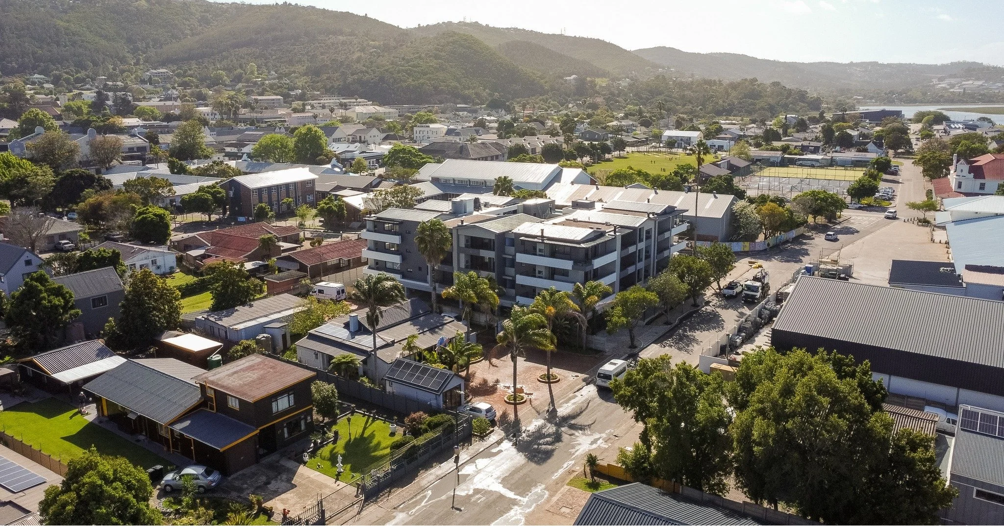🏗️ Project Completion Photos | Seahorse Knysna

Ruwacon is proud to announce the successful completion of Seahorse Knysna, a modern residential development situated in the heart of one of South Africa&rsquo;s most picturesque coastal towns.

This el