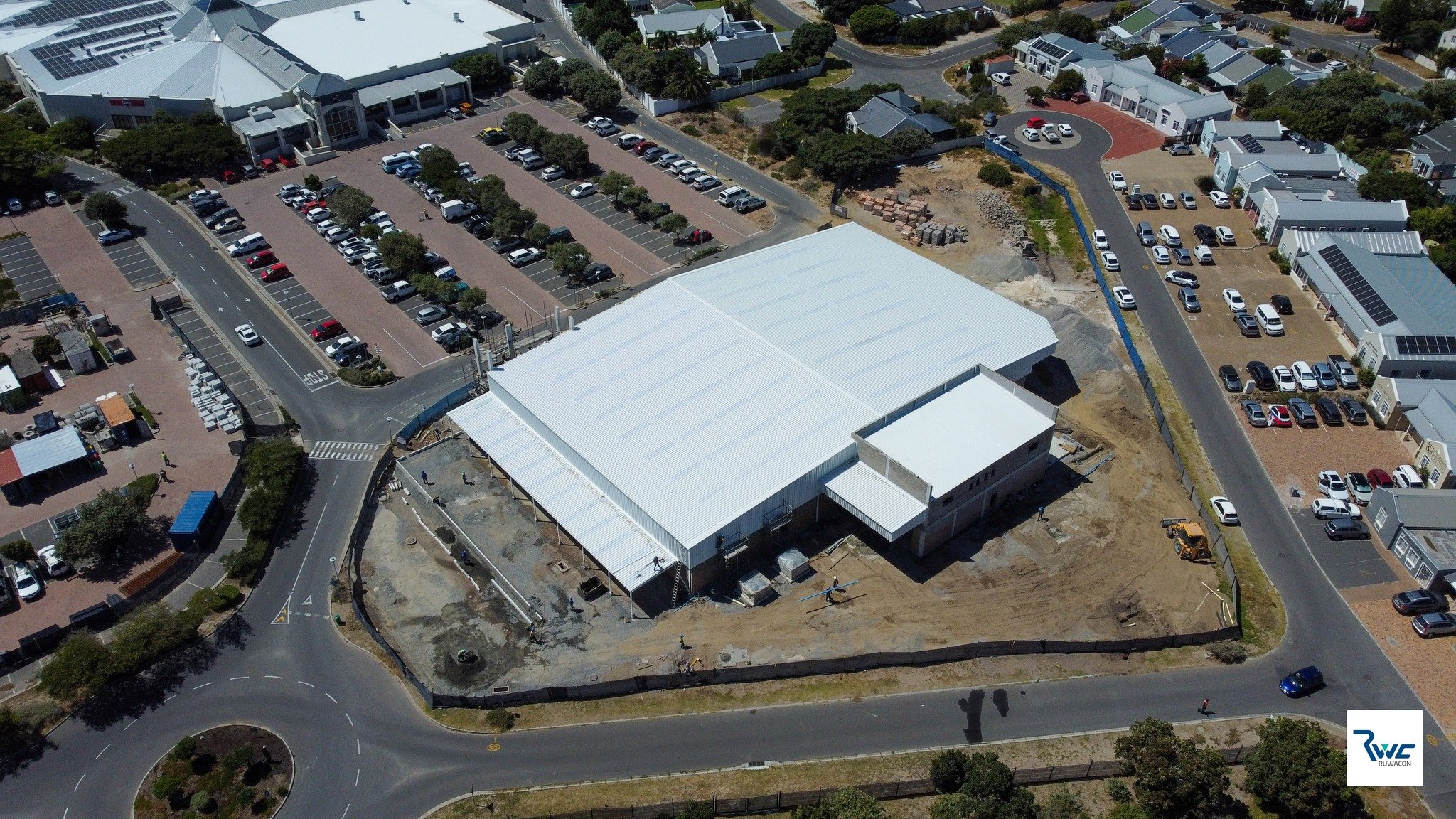🚧 Project in Progress | Longbeach Builders Express | Cape Town

We&rsquo;re excited to be delivering Longbeach Builders Express in Cape Town for Growthpoint Properties. 🏗️

This new retail development includes a 2,500m&sup2; trading floor and a 2,6