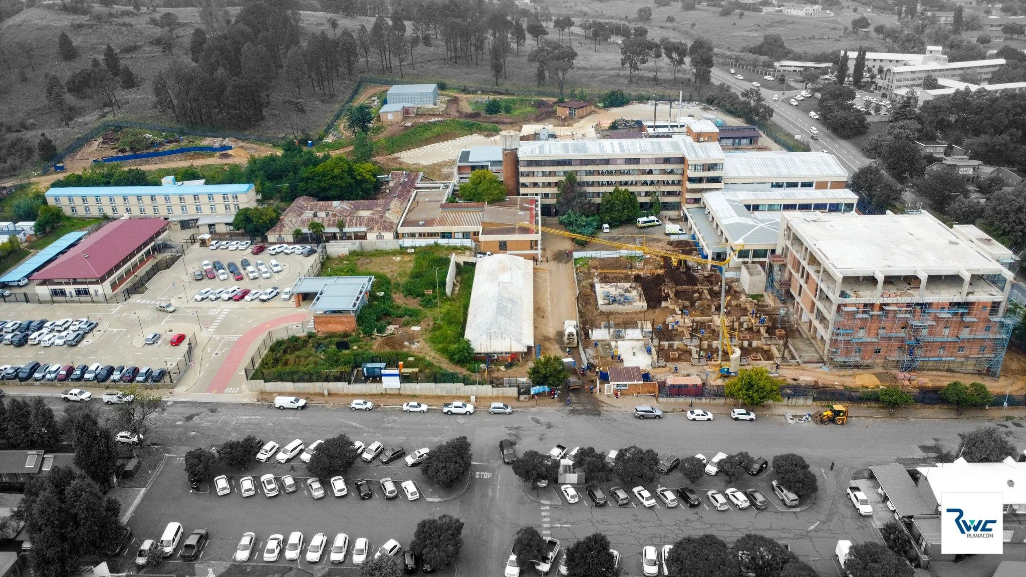 Progress continues at the Dihlabeng Regional Hospital project, with key milestones taking shape across multiple critical facilities.

Block H (Heritage Building) has been carefully refurbished and repurposed. This space will soon accommodate a dedica