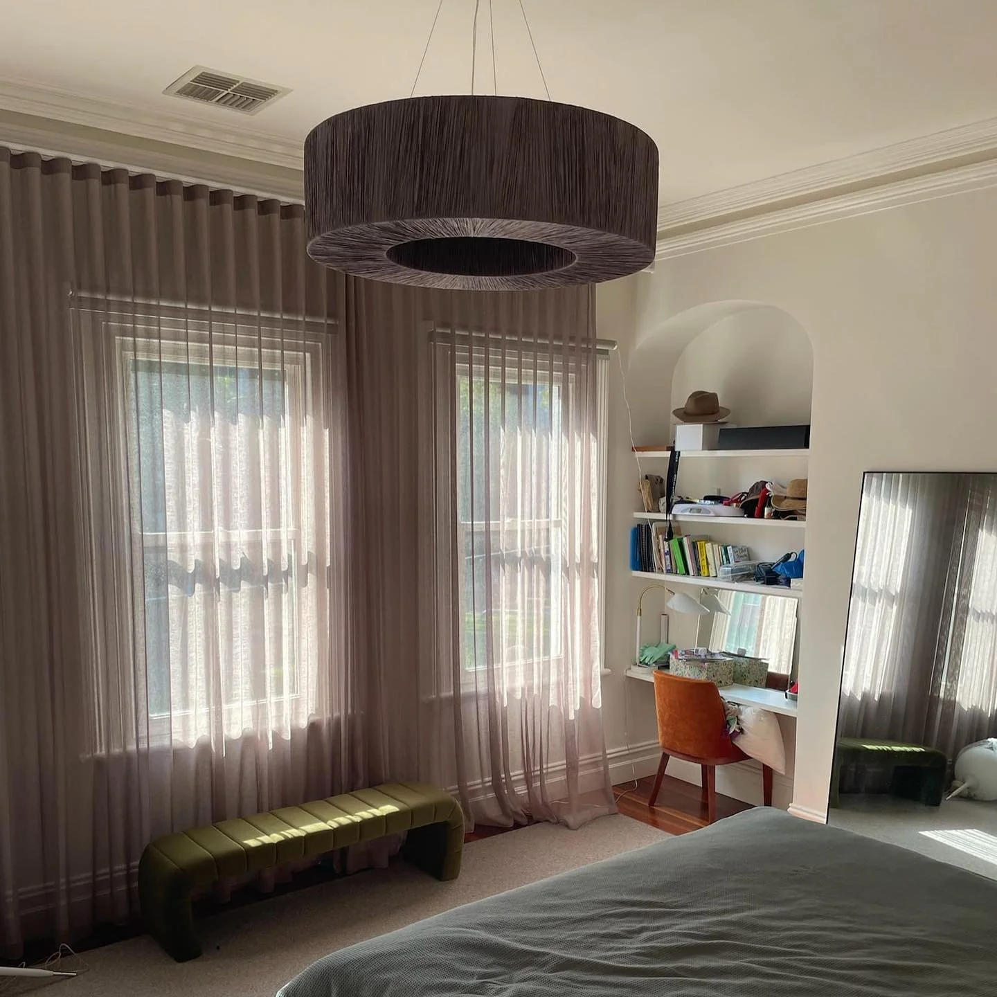 โจ Stunning Pendant Installation โจ
Check out this sleek and modern pendant light we recently installed in a beautiful bedroom! Suspended perfectly in the center of the space, this statement piece from @aboutspacelighting adds warmth, style, and the p