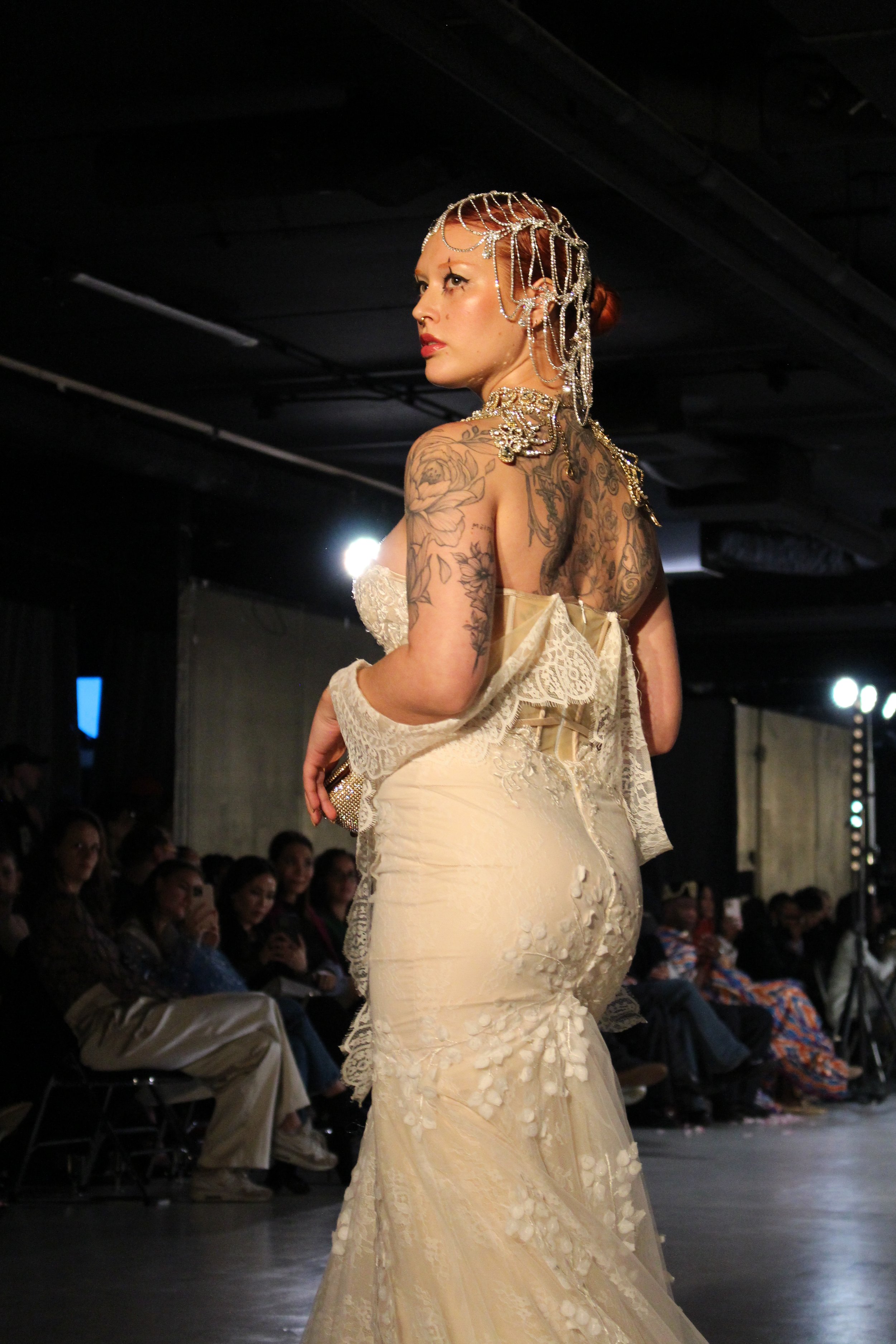 Diversity Fashion Week '23 / Aisphotography / Muah Viannymuah / Hair Bacademy / Designer Sandhya Manniesing