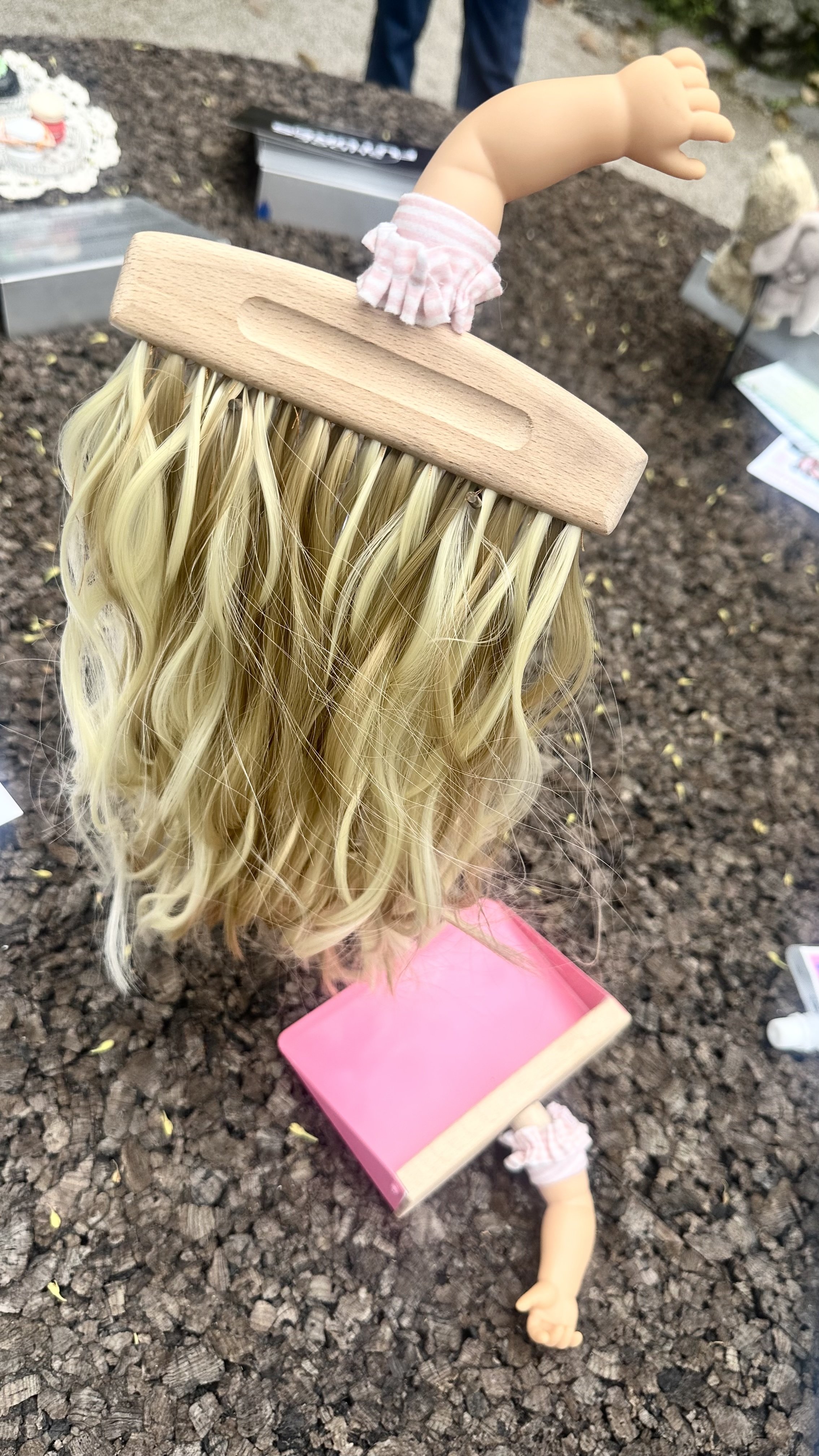dustpan.jpg