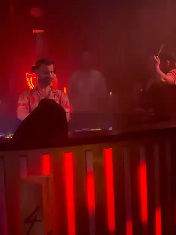 Some nights stay with you for a while&hellip; 

Life has been moving fast lately.
Different cities, different dancefloors, different stories - but somehow music keeps connecting everything together.

Last weekend at MAYANA in @club_chapter_4 felt lik
