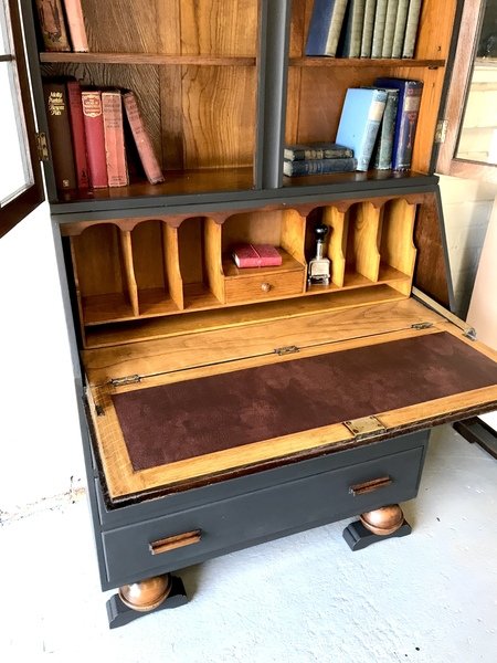 BLACK PAINTED BOOKCASE 6.jpg