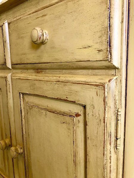 YELLOW DISTRESSED DRESSER 08.jpg