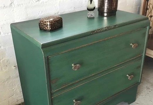 Chest of drawers