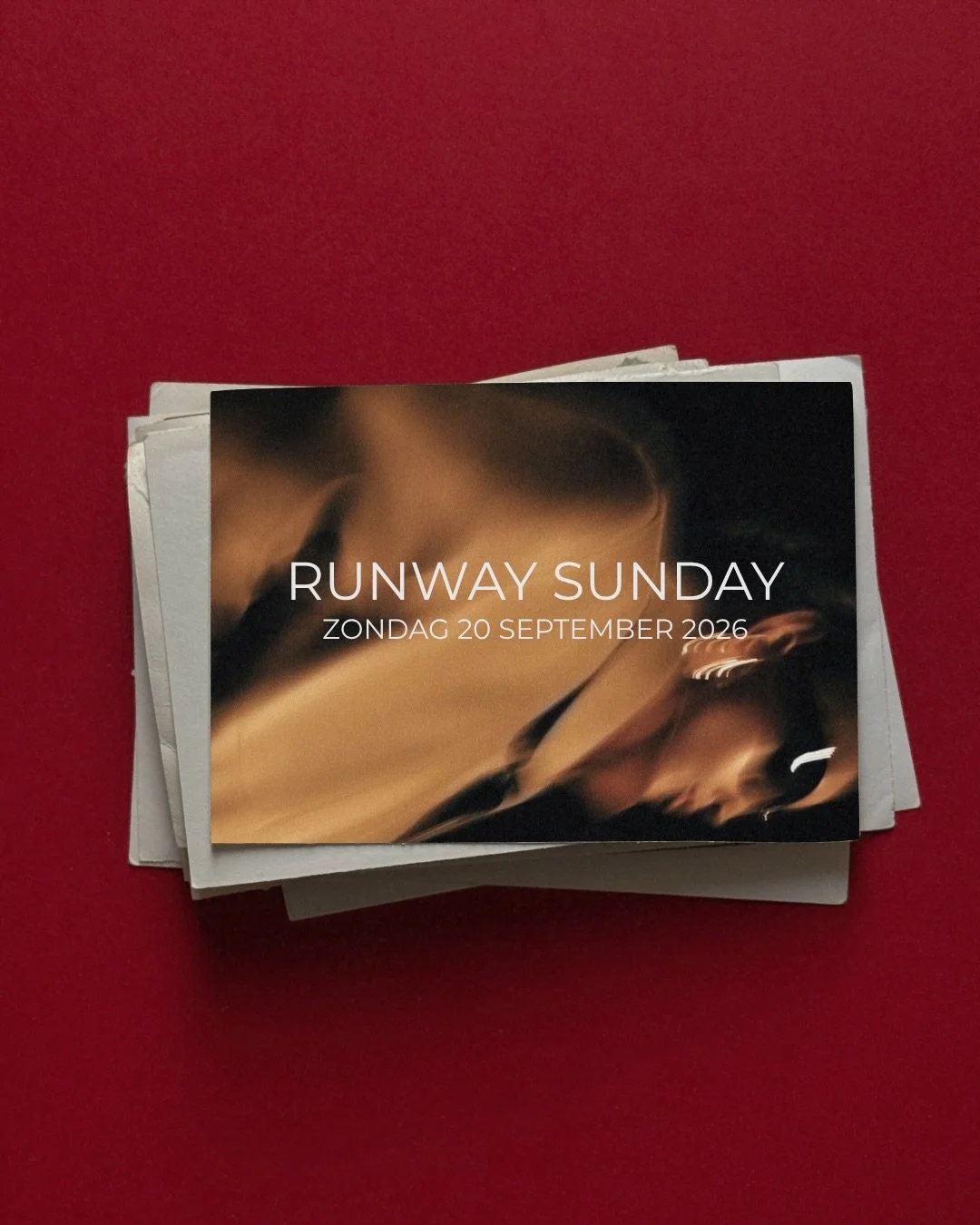 Runway Sunday x JOOS conceptstore

Zondagochtend 20 september transformeren we Bar Burley tot een intieme catwalk. Samen met JOOS conceptstore laten we je de nieuwste herfst- en wintercollectie zien &ndash; overzichtelijk, inspirerend en bovenal heel