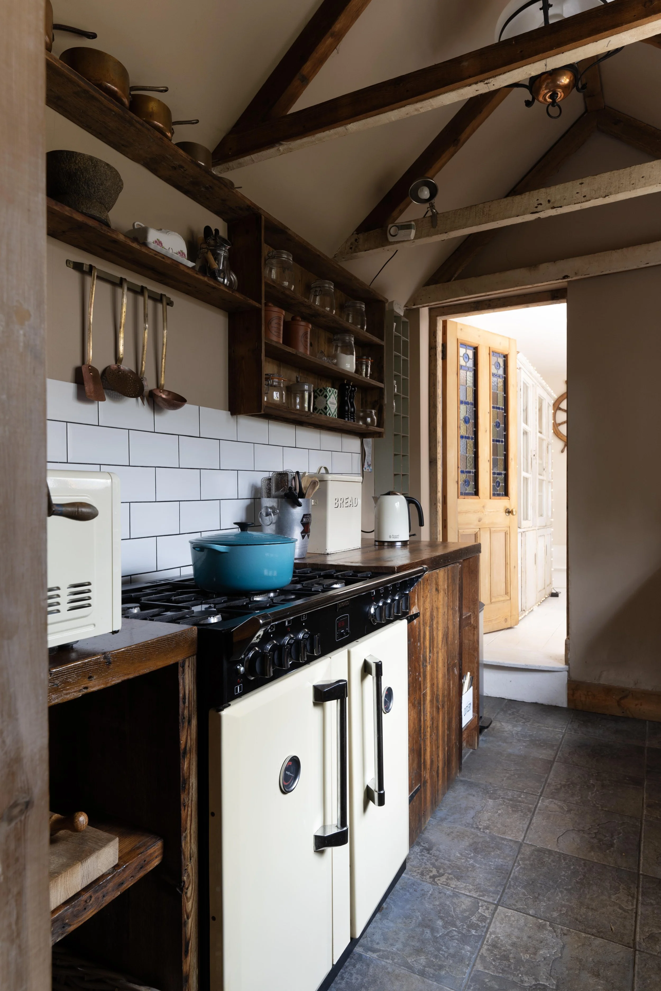 We also have a a large double range cooker. 