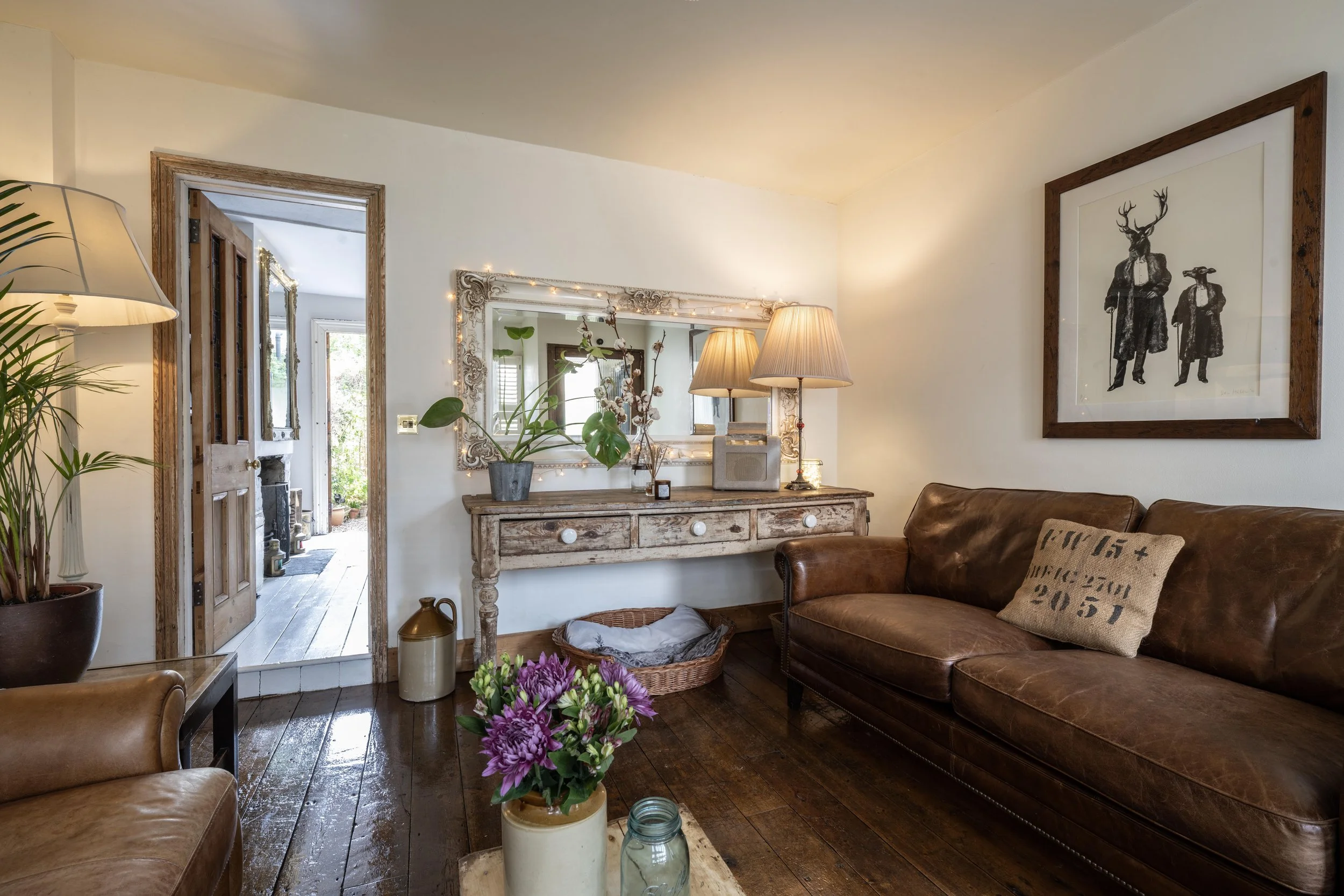 All our rooms have vintage furniture and a French boho/shabby chic look. 